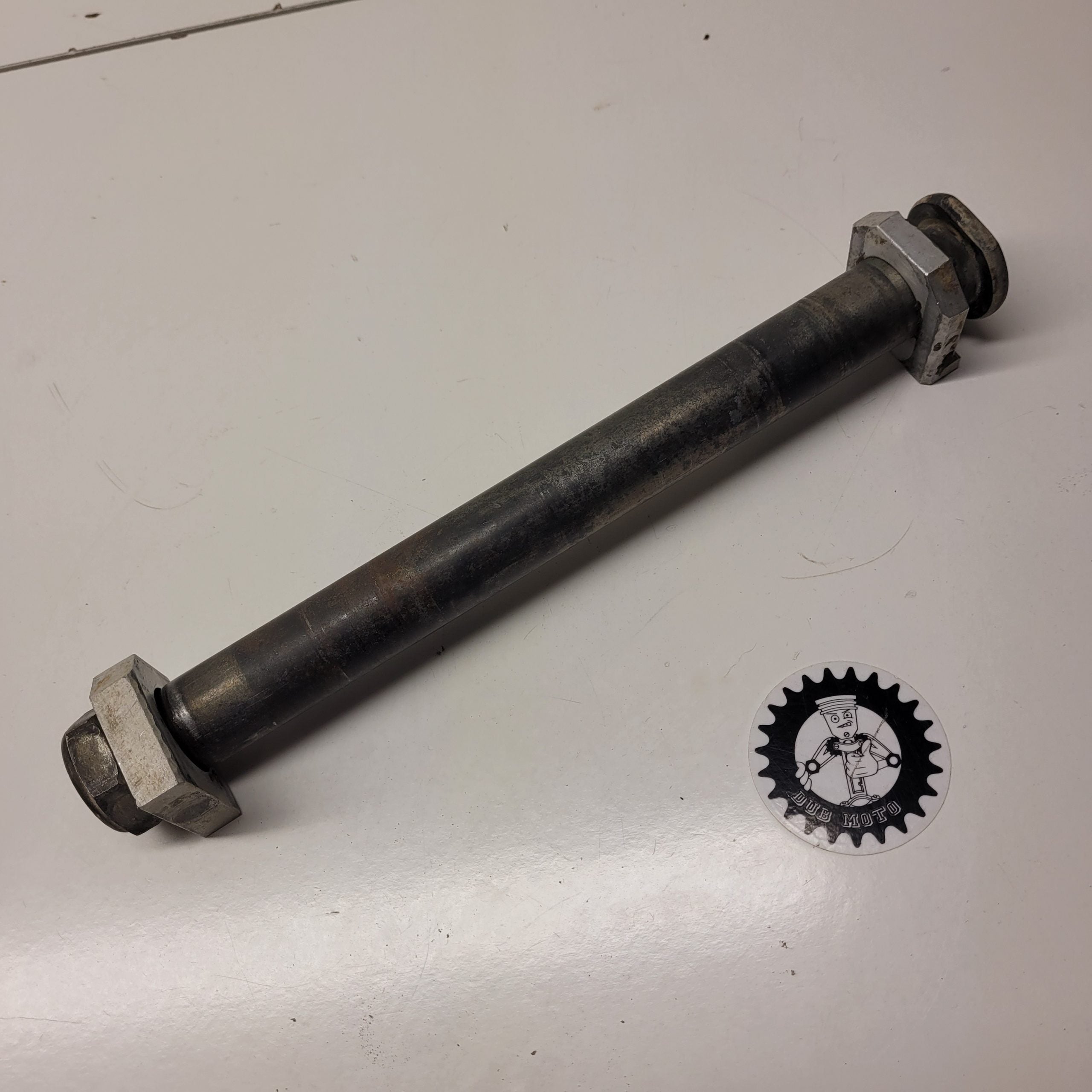 axe roue arriere suzuki 450 rmz 2006