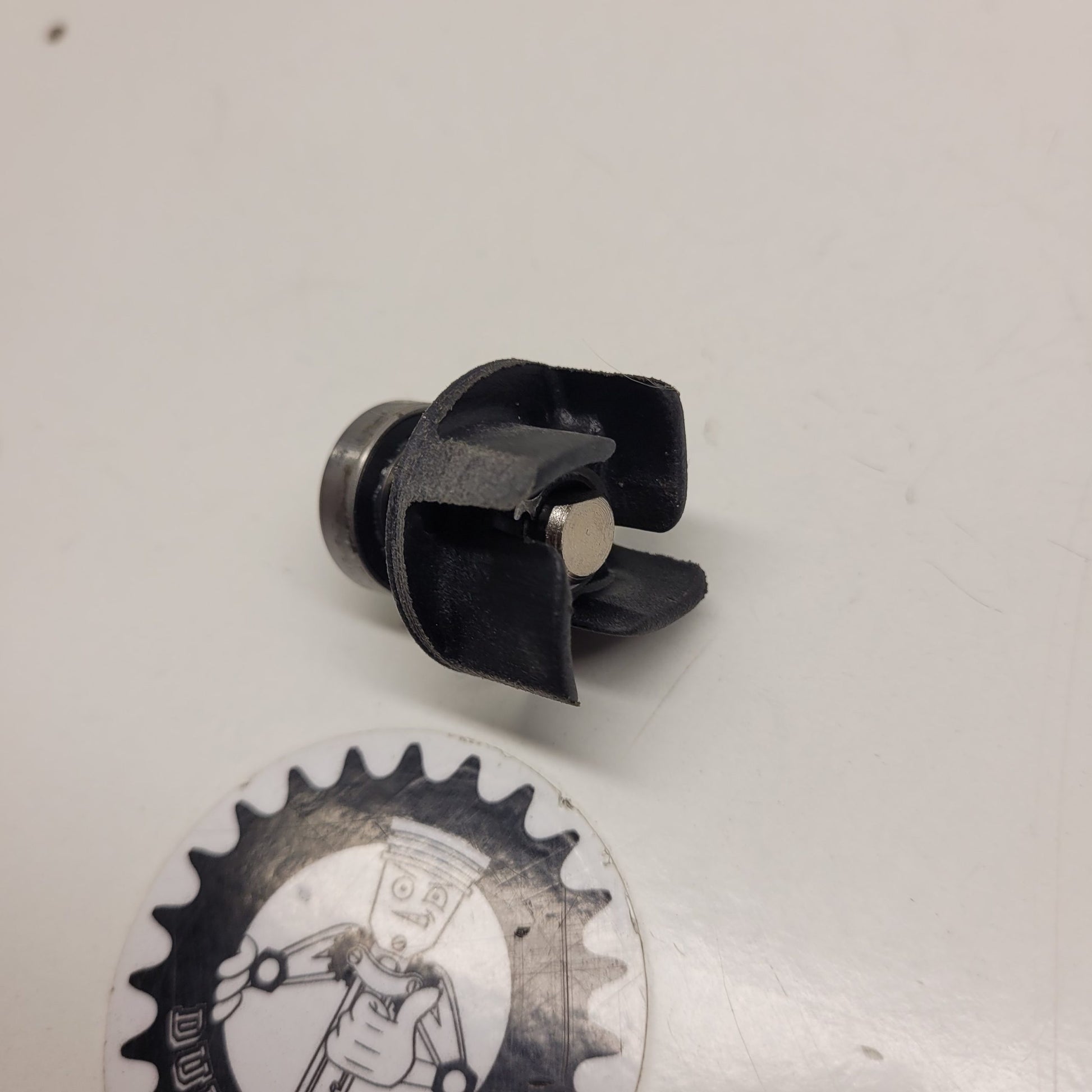 axe de pompe a eau ktm 50 sx 2001-2