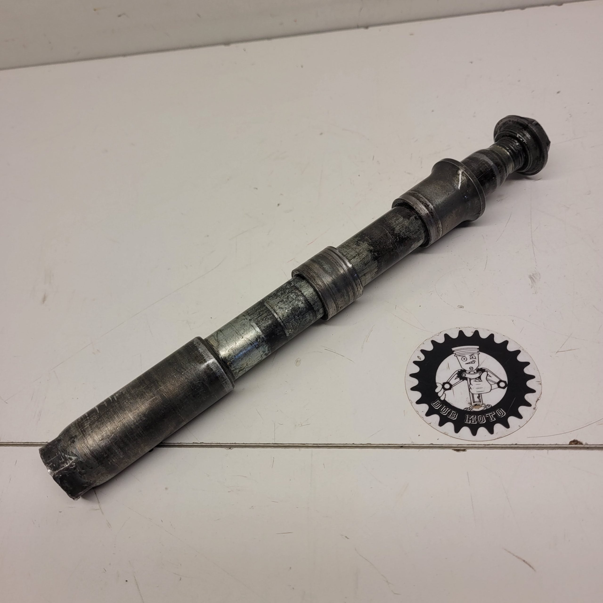 axe roue avant yamaha 250 wrz 1997