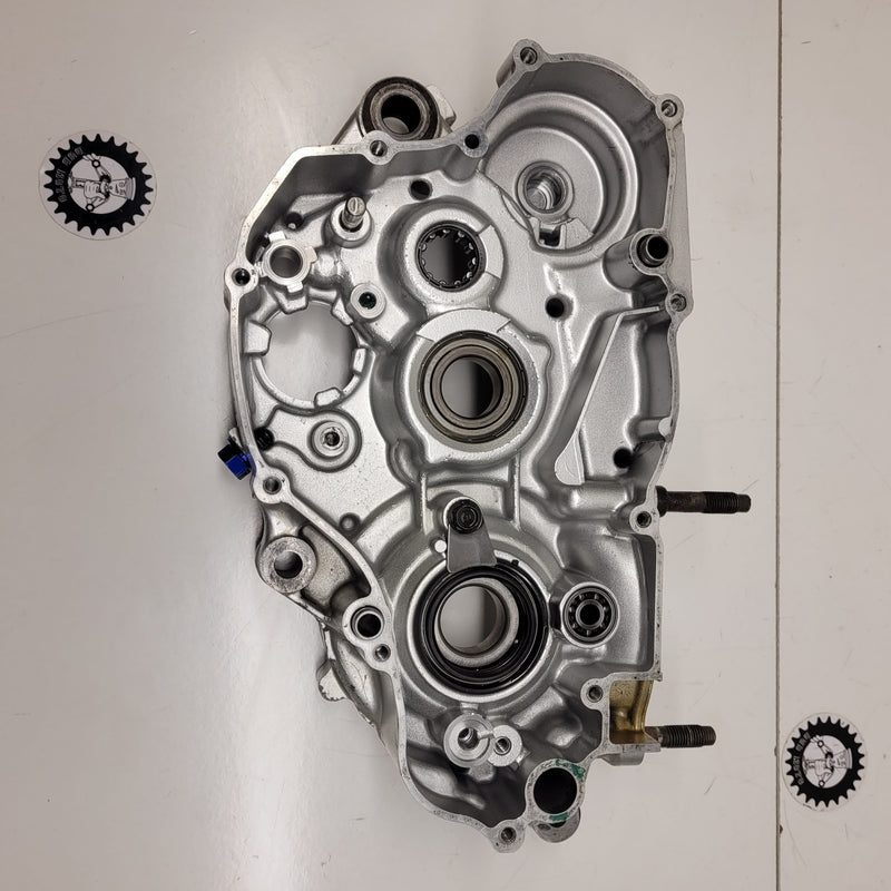 carter moteur droit yamaha 250 wrz 1997-3