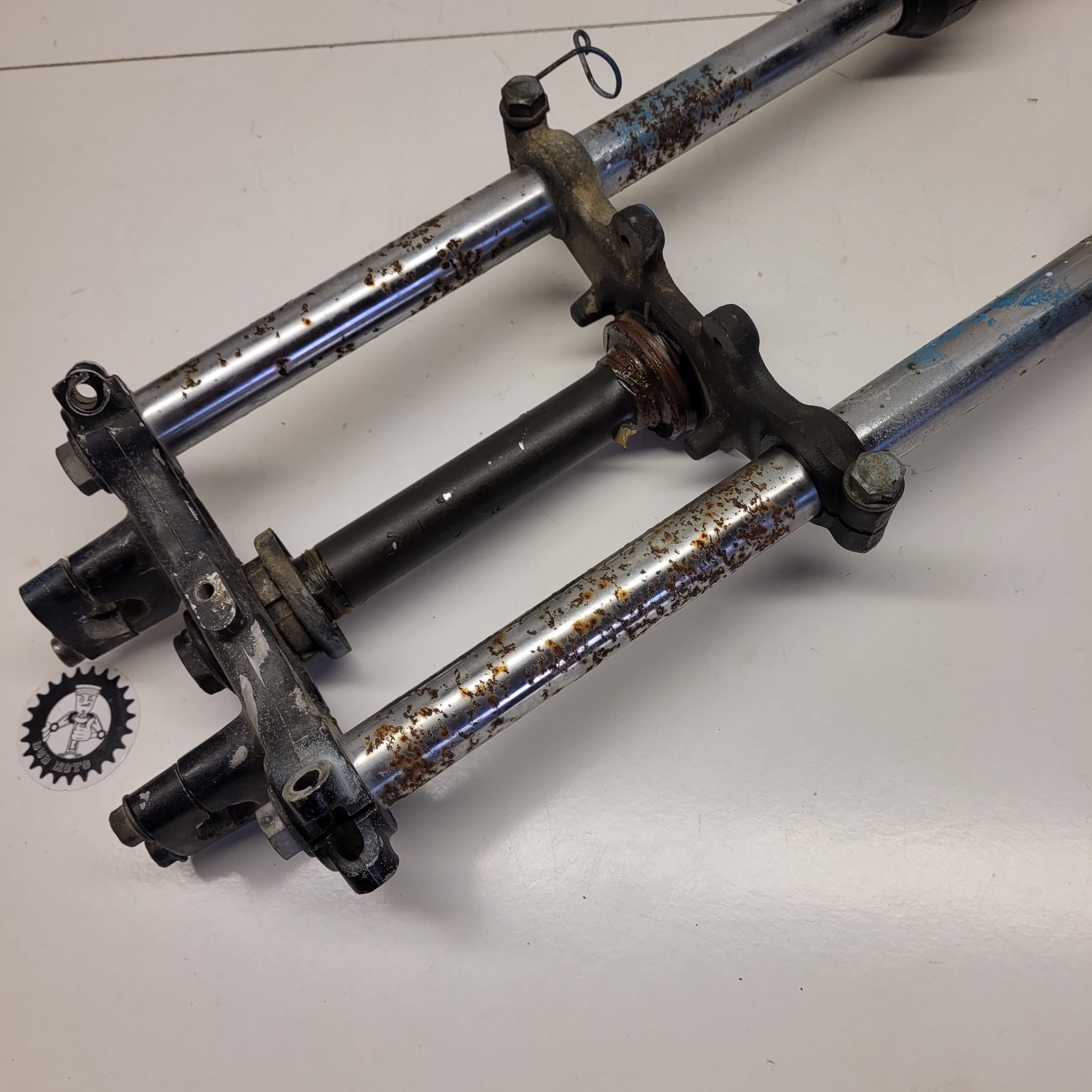 fourche en l'état yamaha 50 yz 1982