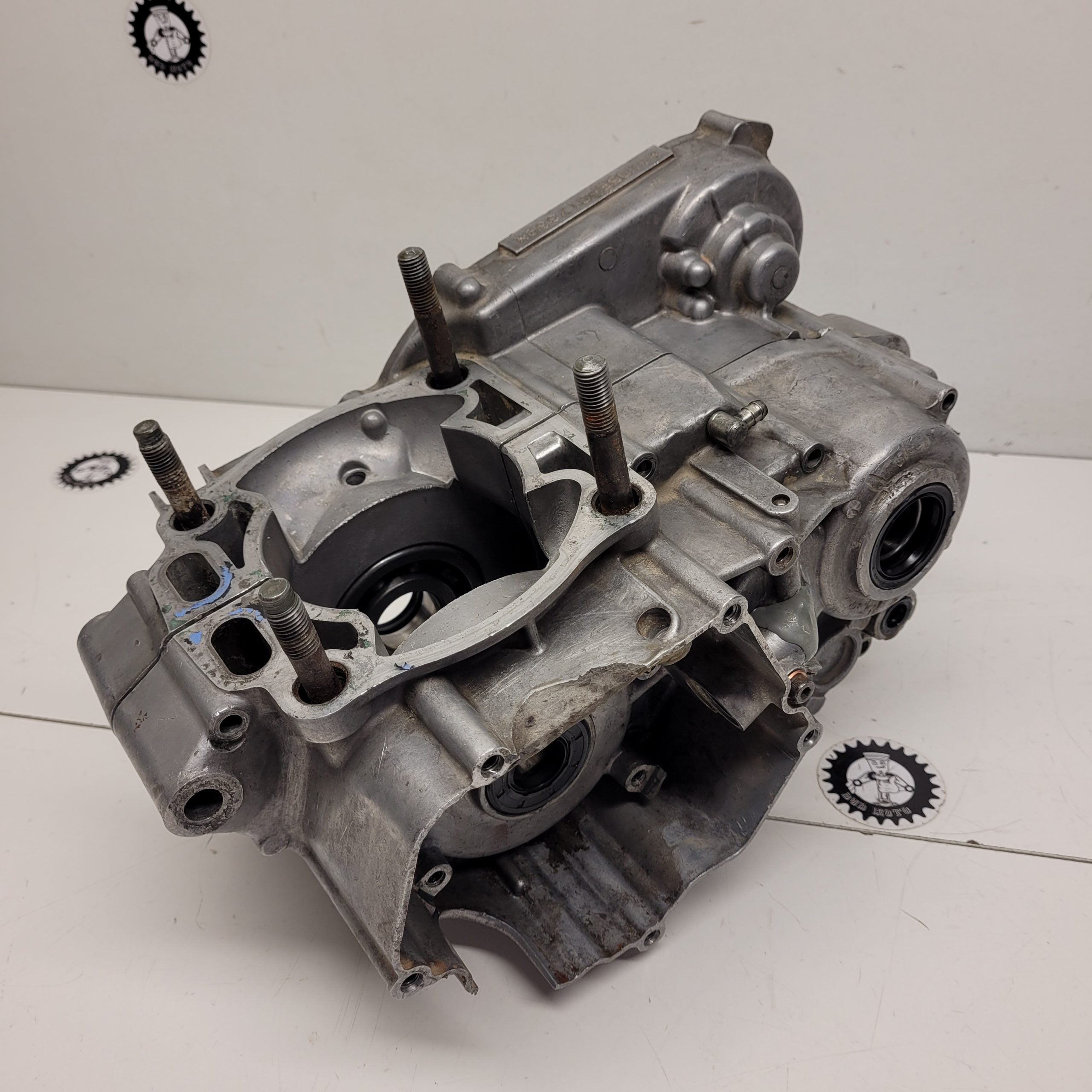 carters moteur en état yamaha 250 yz 2001