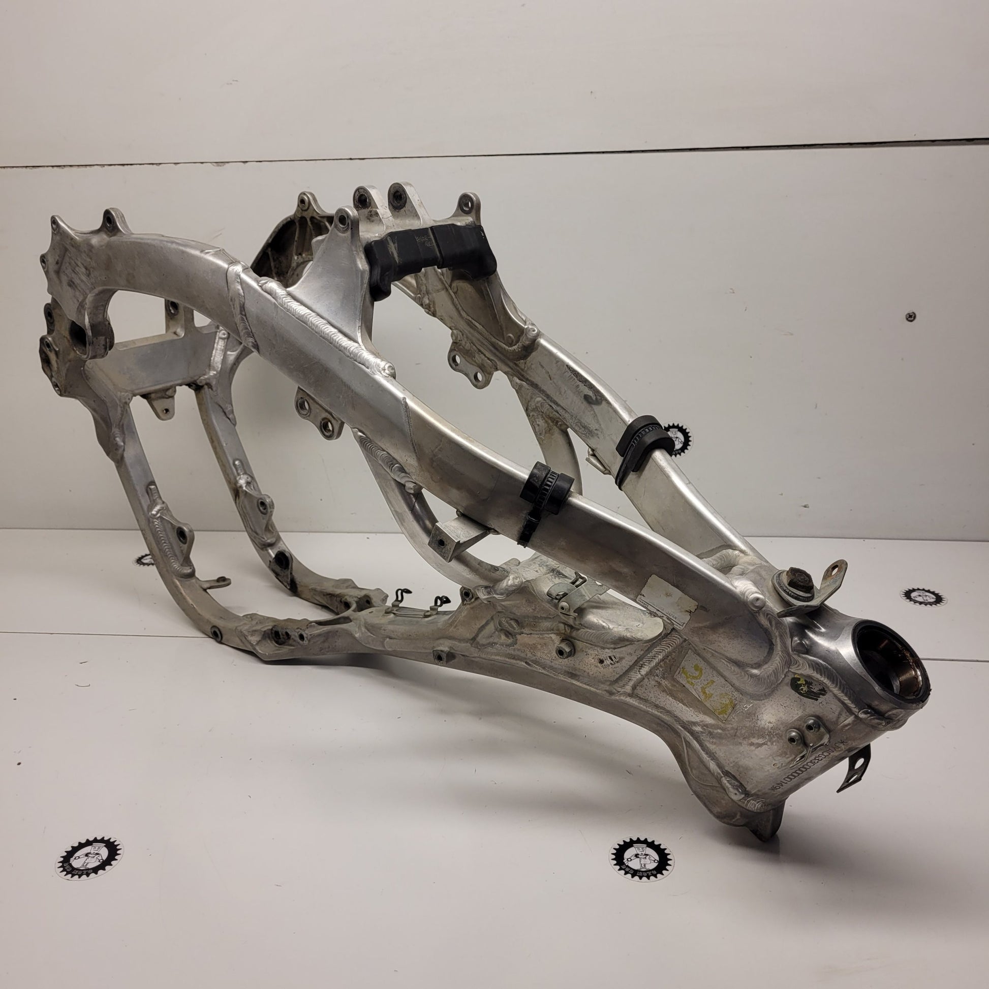 cadre yamaha 250 yzf 2010-1