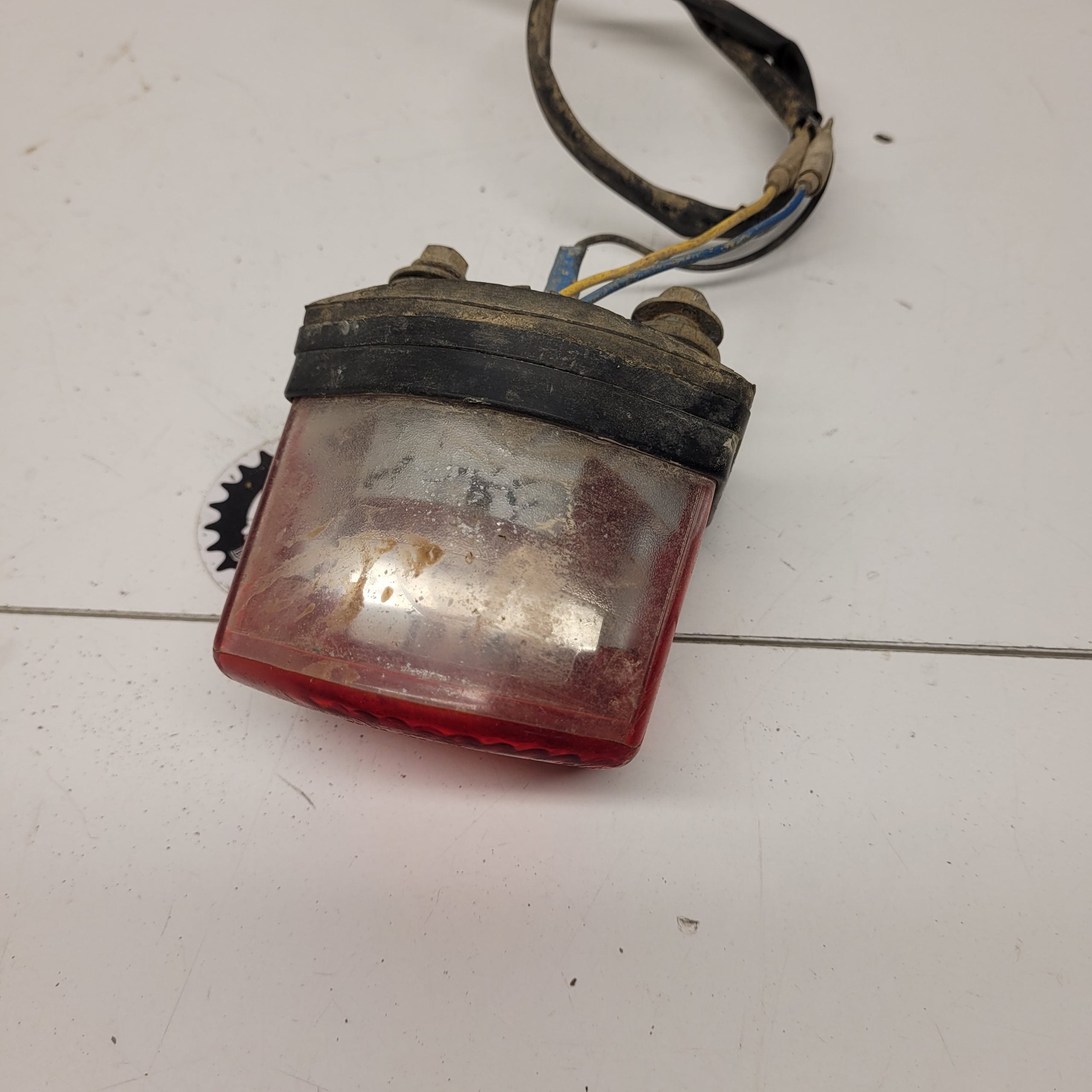 feux arriere yamaha 350 xt 1989