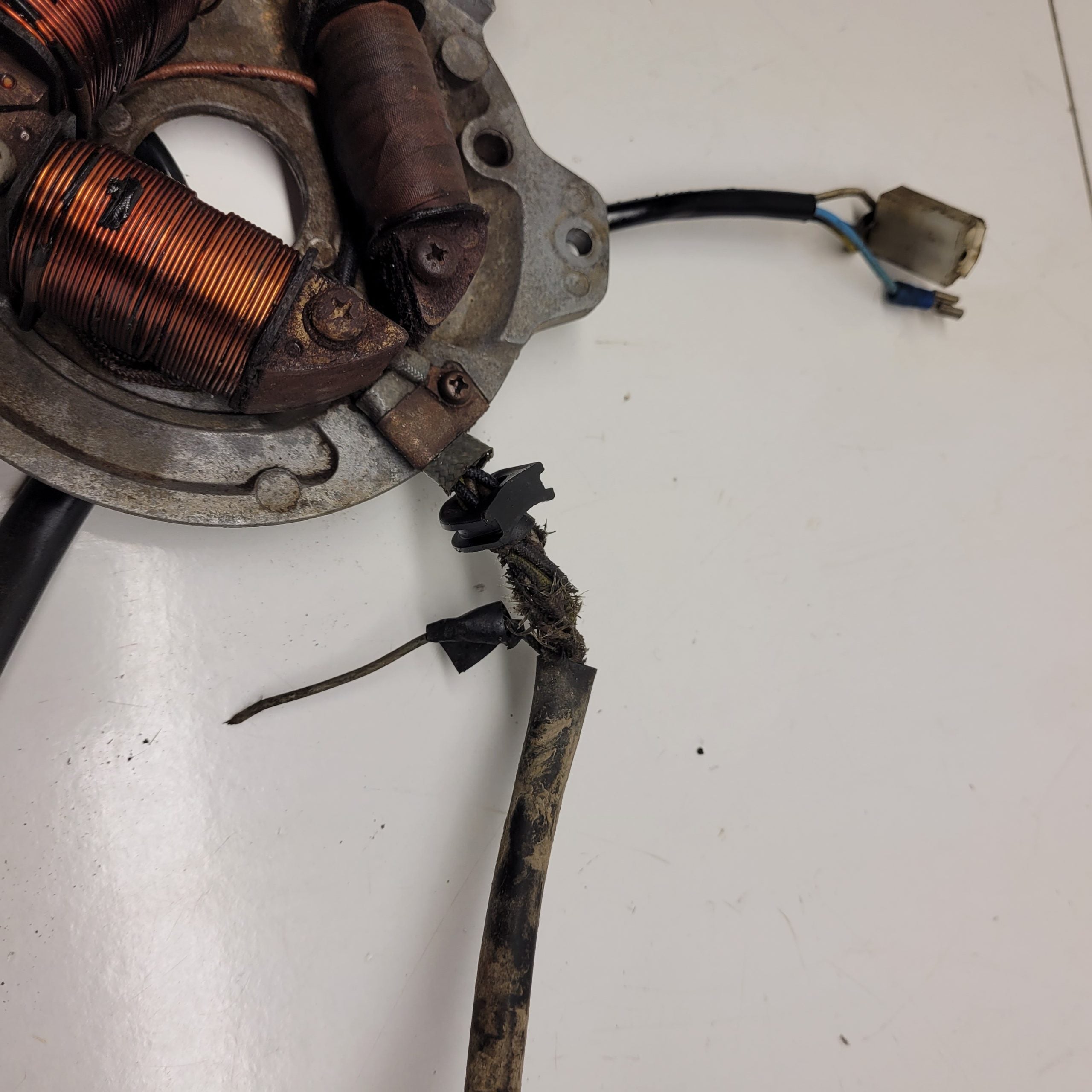 stator allumage en l'état yamaha 350 xt 1989-4