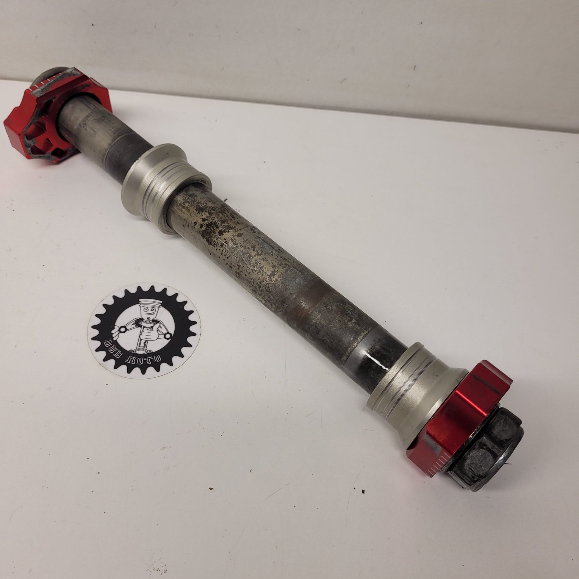 axe roue arrière honda 250 crf 2011-1