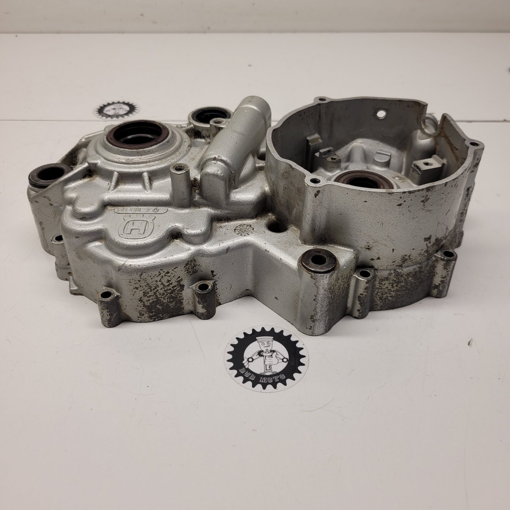 carter moteur droit husqvarna 250 wr 2001-3