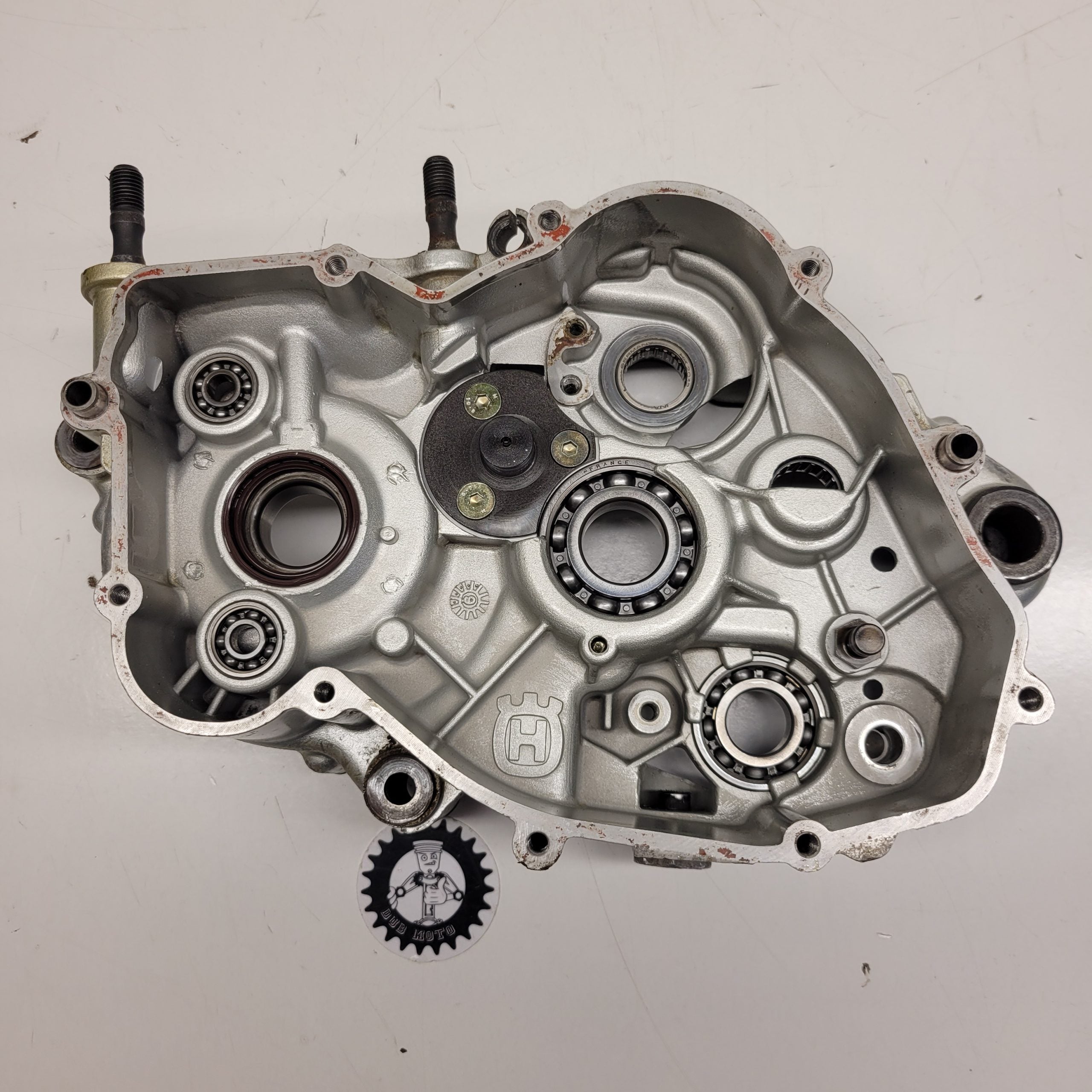 carter moteur gauche husqvarna 250 wr 2001