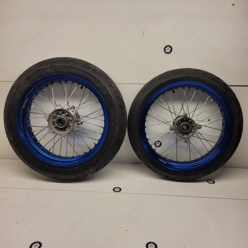 roue super motard husqvarna pneu neuf-2