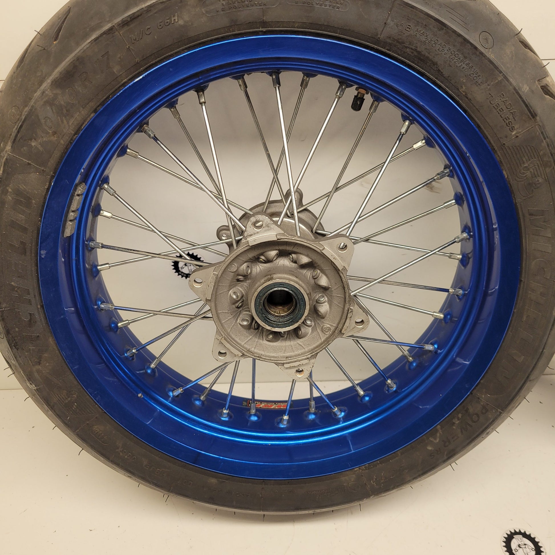 roue super motard husqvarna pneu neuf-3