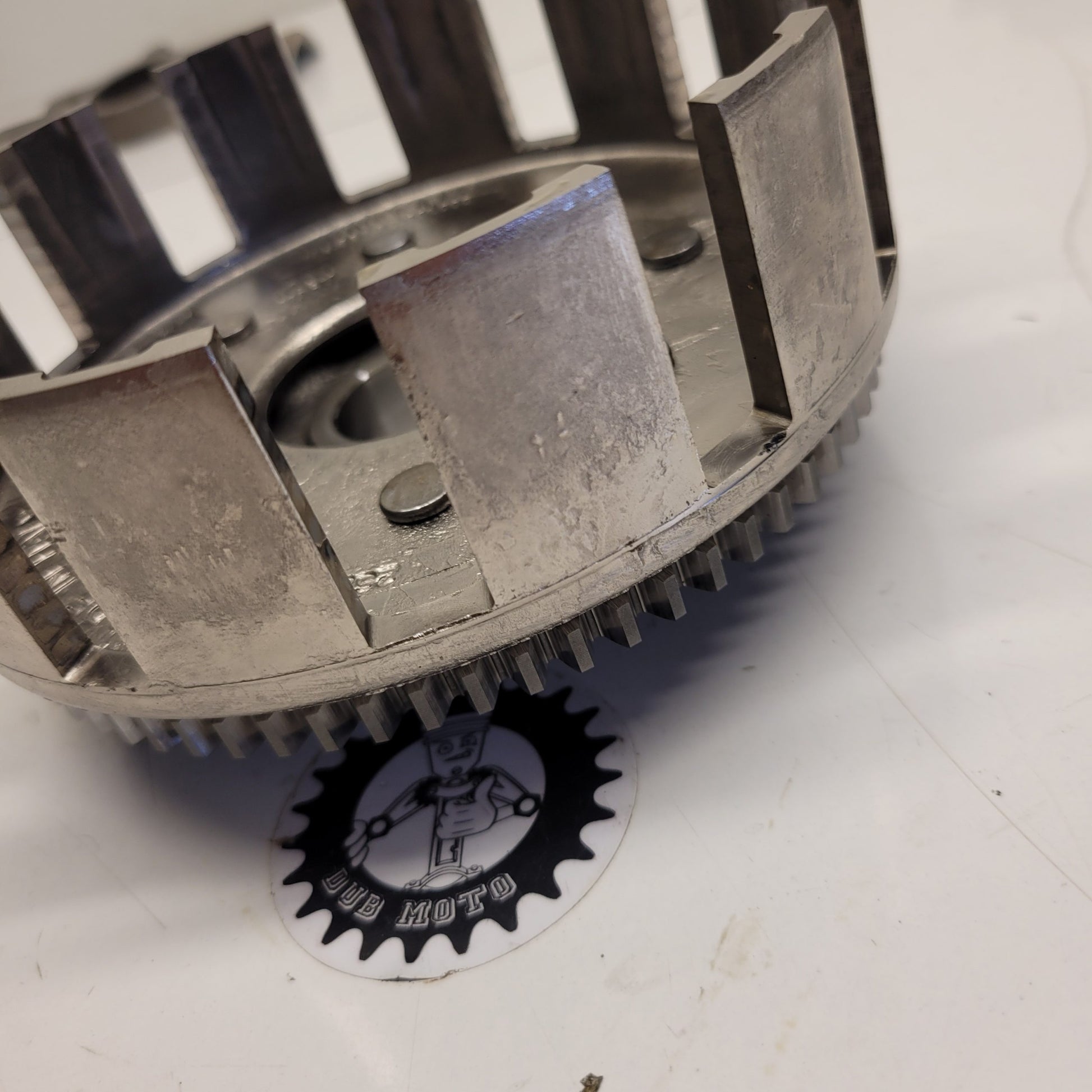 cloche embrayage ktm 250 exc 2000-2