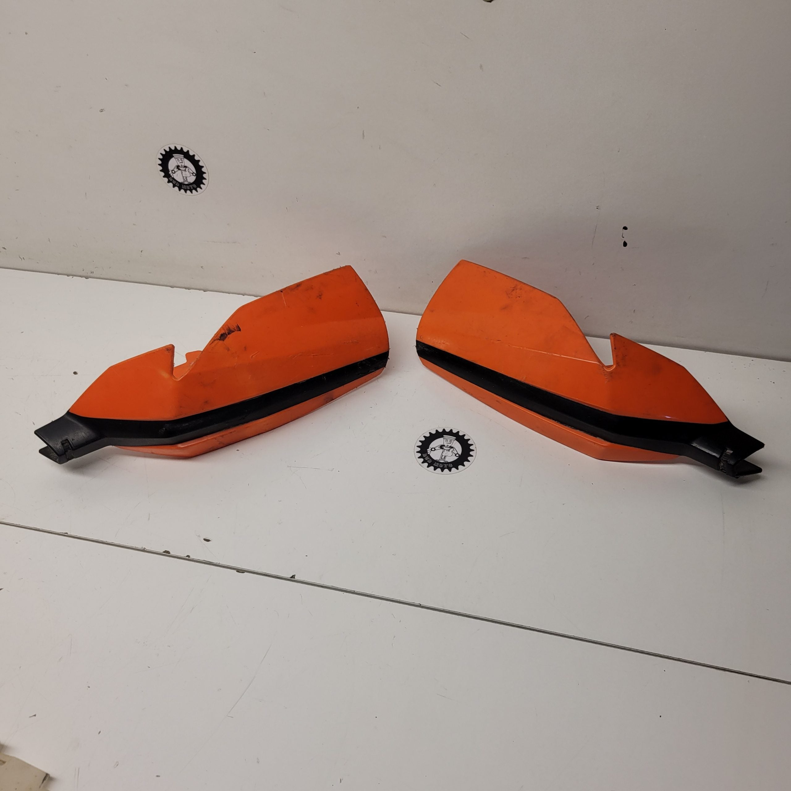 protege main ktm 250 exc 2000