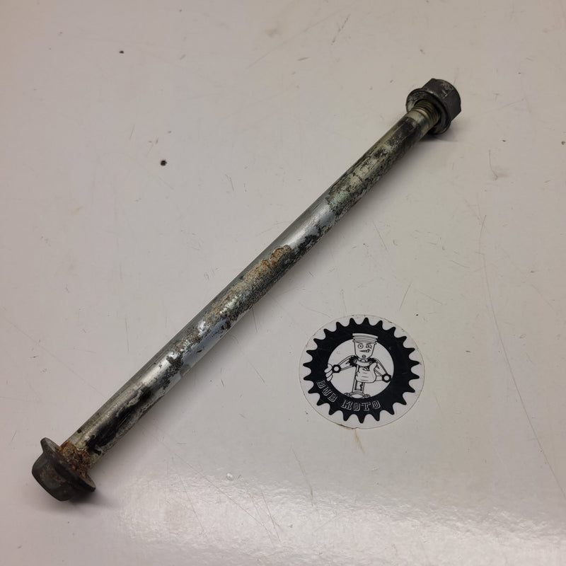 axe honda 600 xlr-1