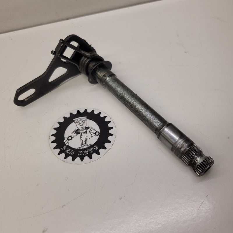 axe selecteur honda 125 cr 1988-1