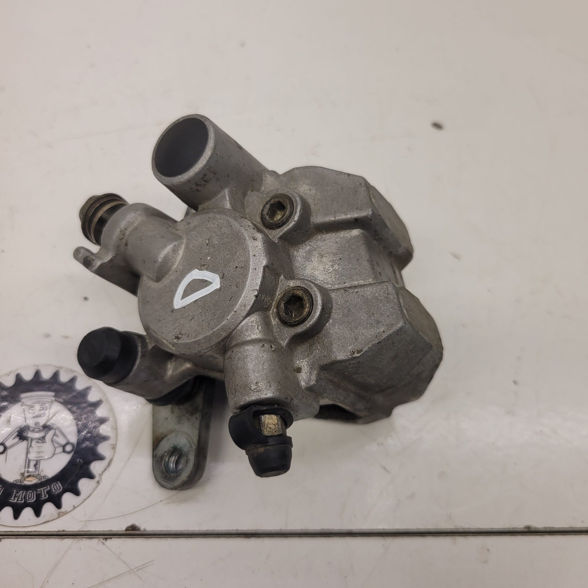 etrier avant droit suzuki 400 ltz-1