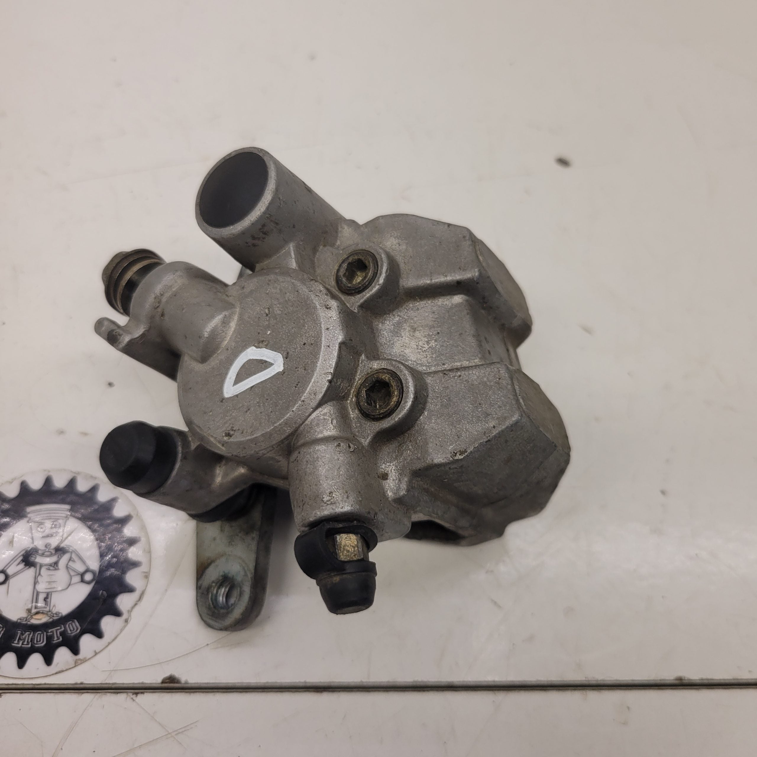 etrier avant droit suzuki 400 ltz