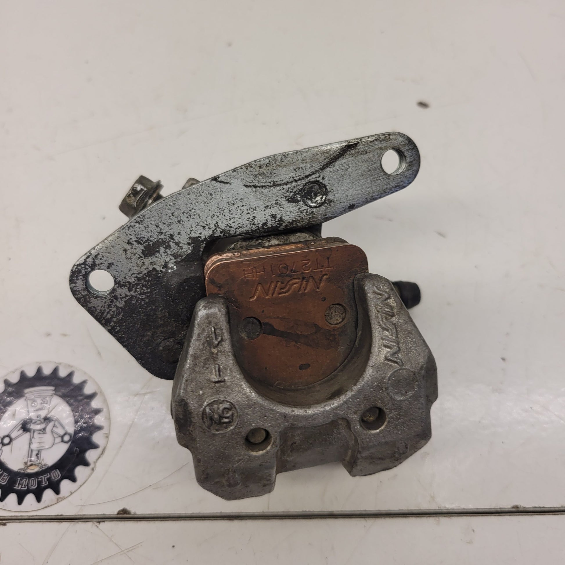 etrier avant droit suzuki 400 ltz-2
