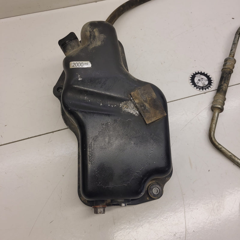 réservoir d'huile suzuki 400 ltz carbu-2
