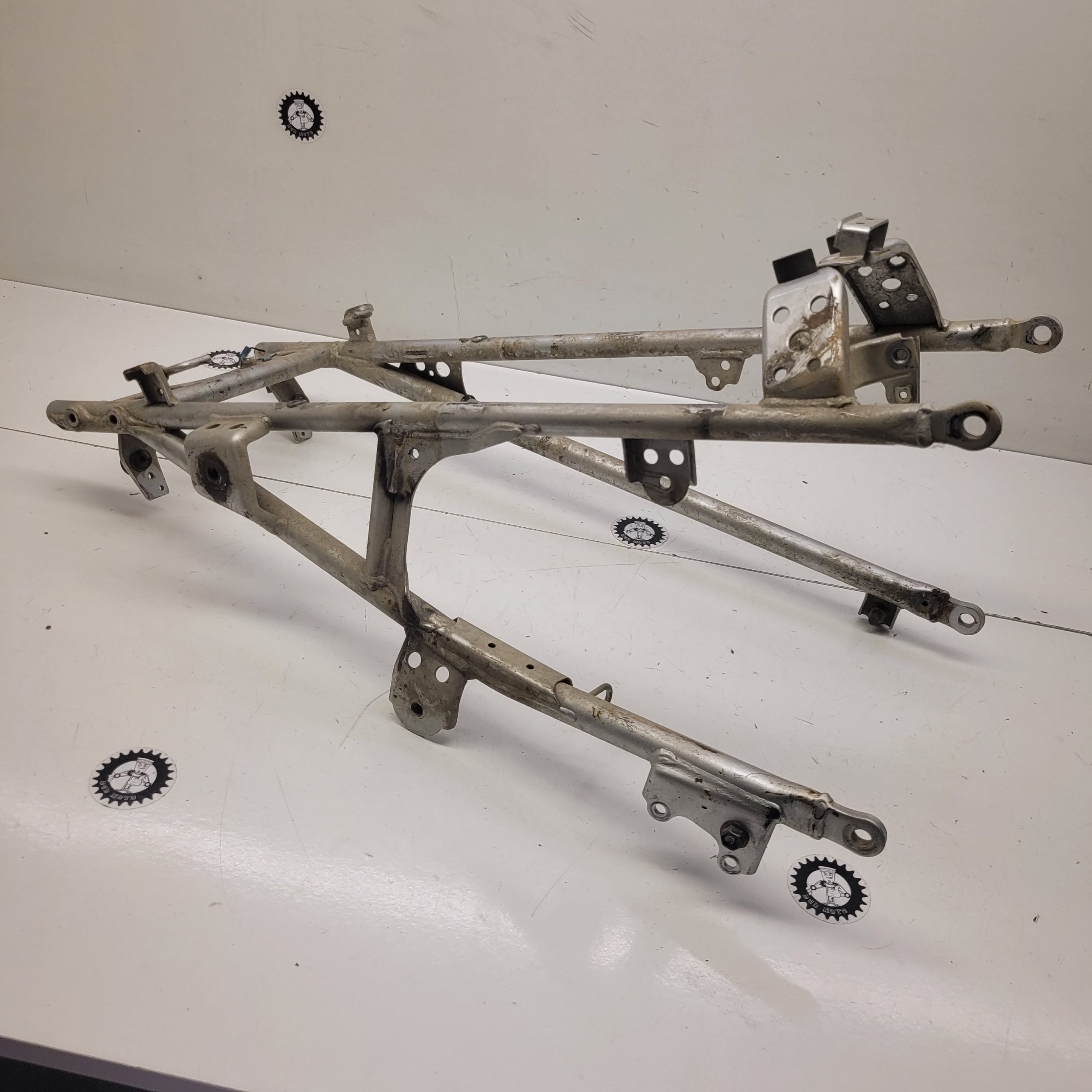 boucle arrière suzuki 400 ltz