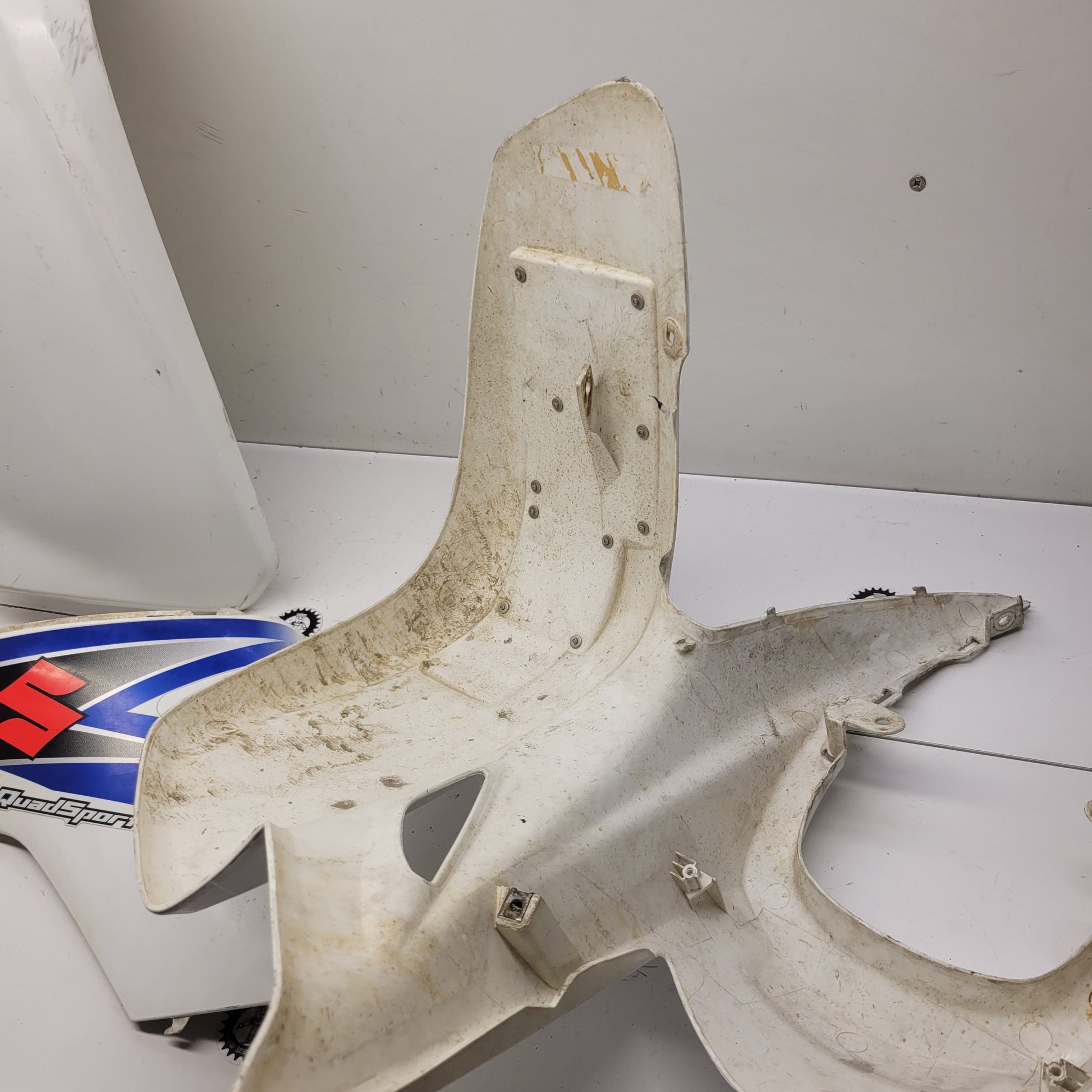 plastiques suzuki 400 ltz-9