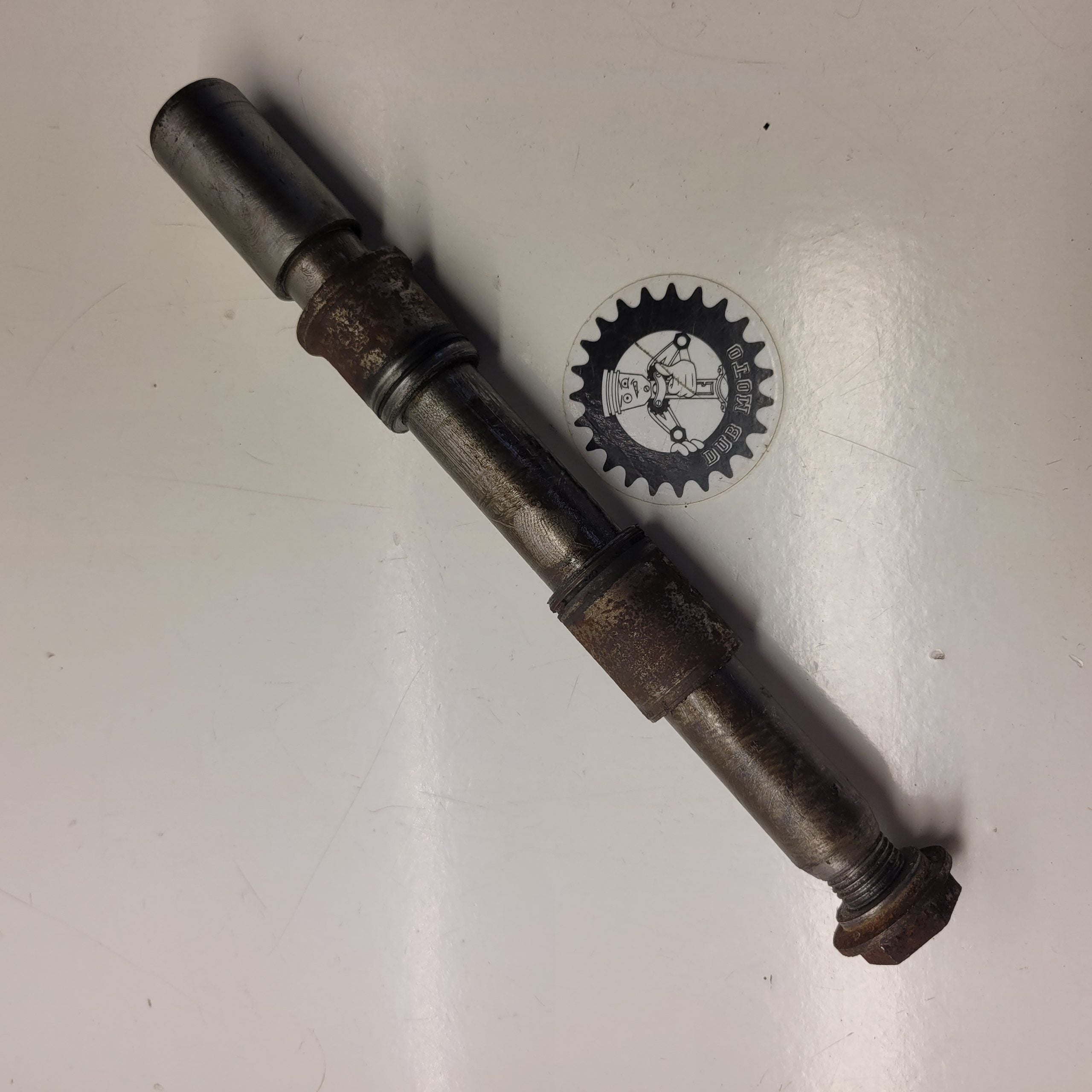 axe de roue avant yamaha 250 yz 1991