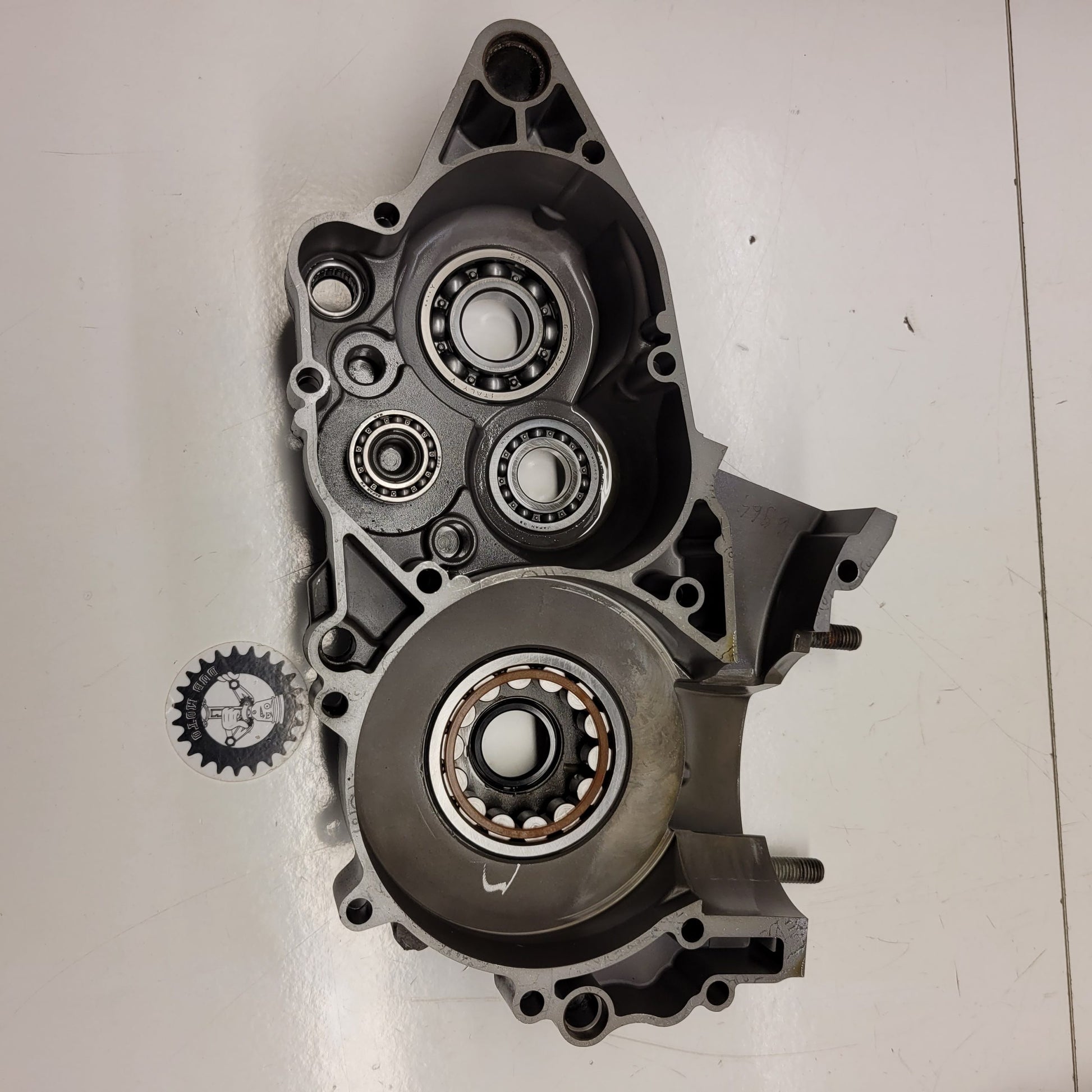 carter moteur gauche ktm 300 exc 2004-2