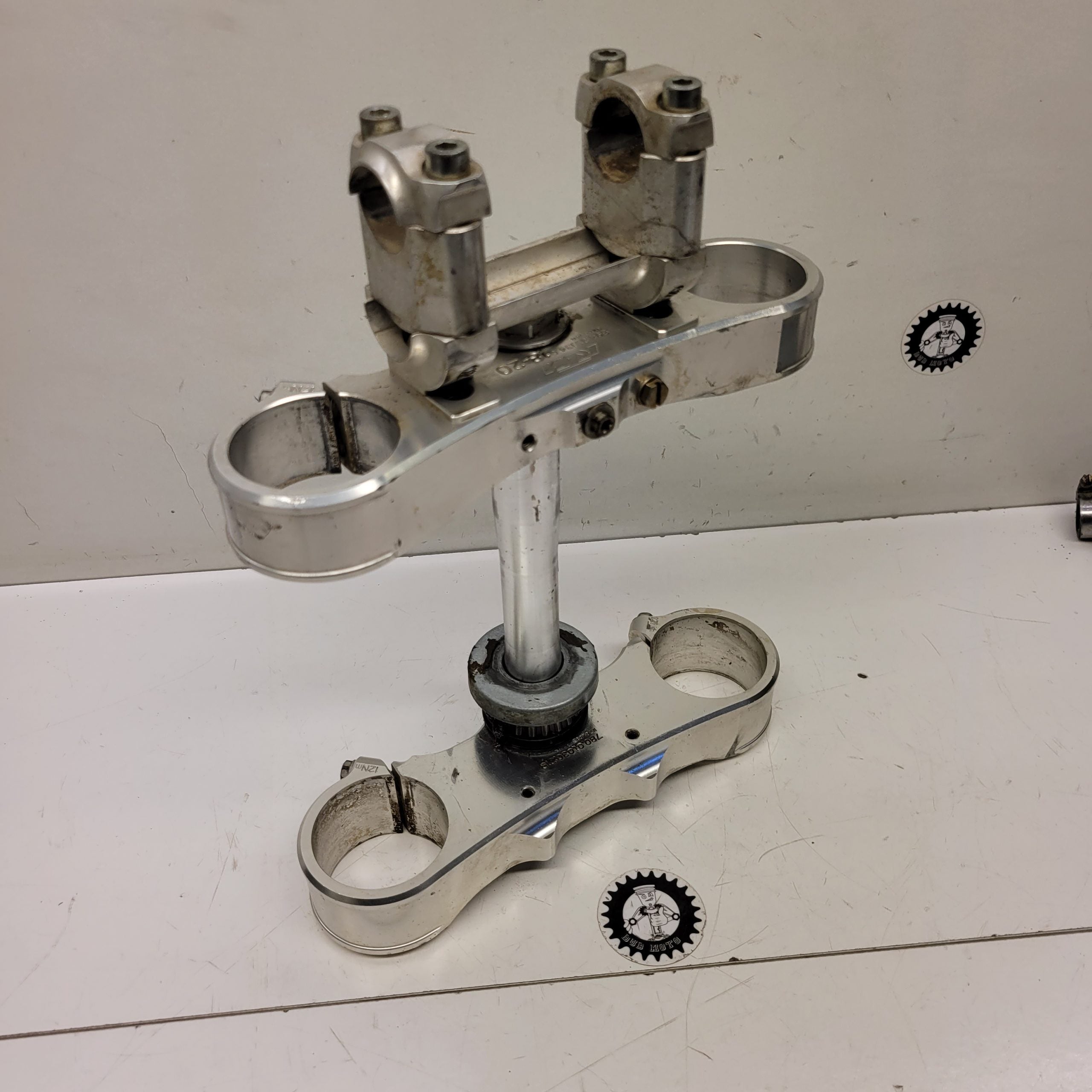 té de fourche ktm 300 exc 2004