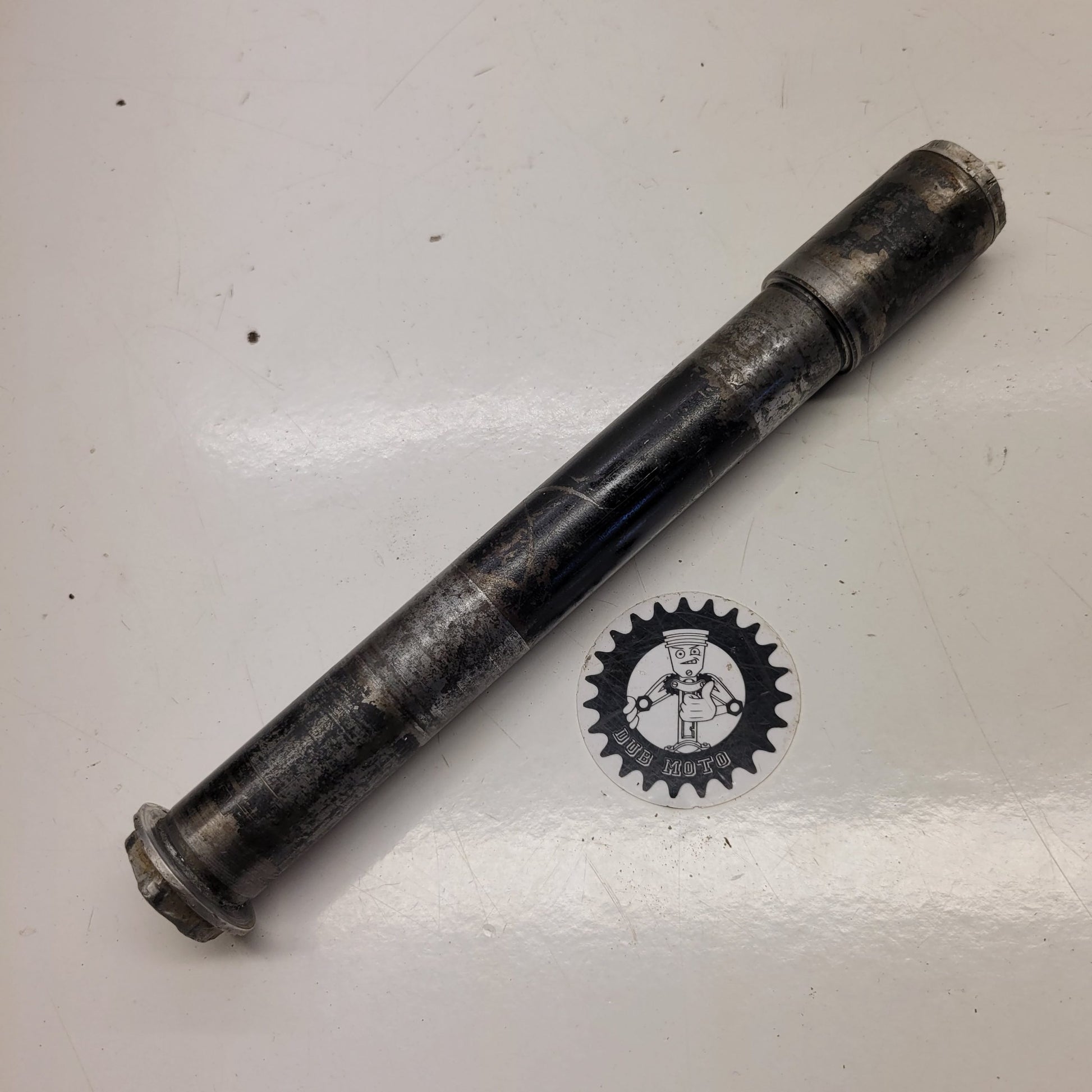 axe roue avant ktm 300 exc 2004-1