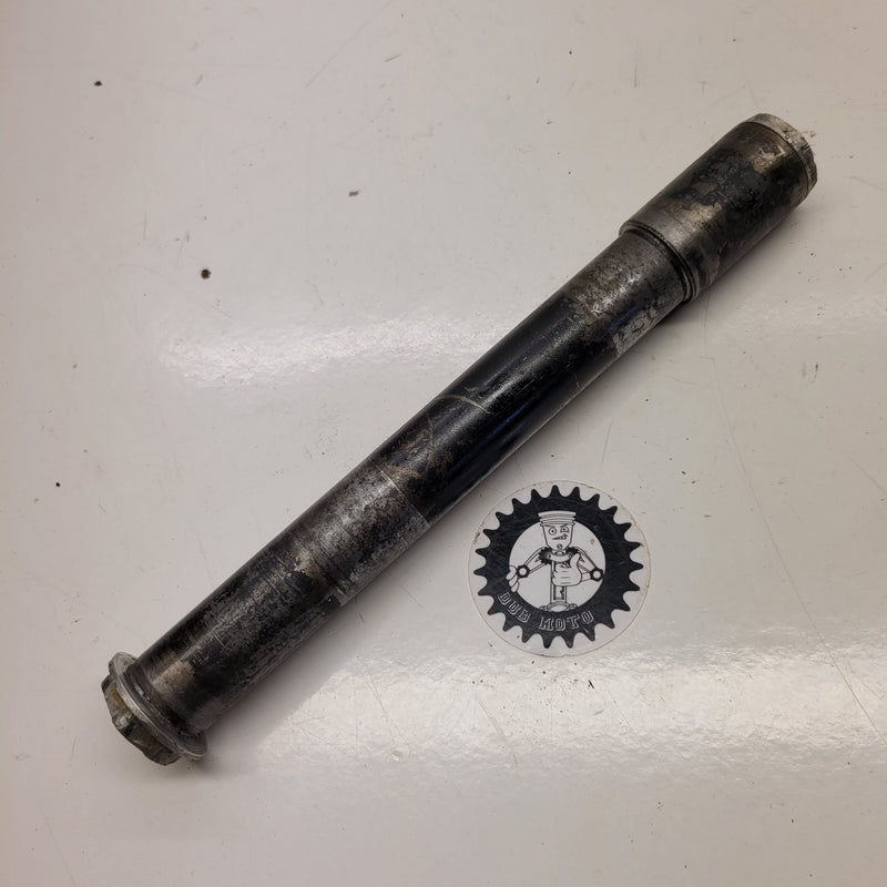 axe roue avant ktm 300 exc 2004-1
