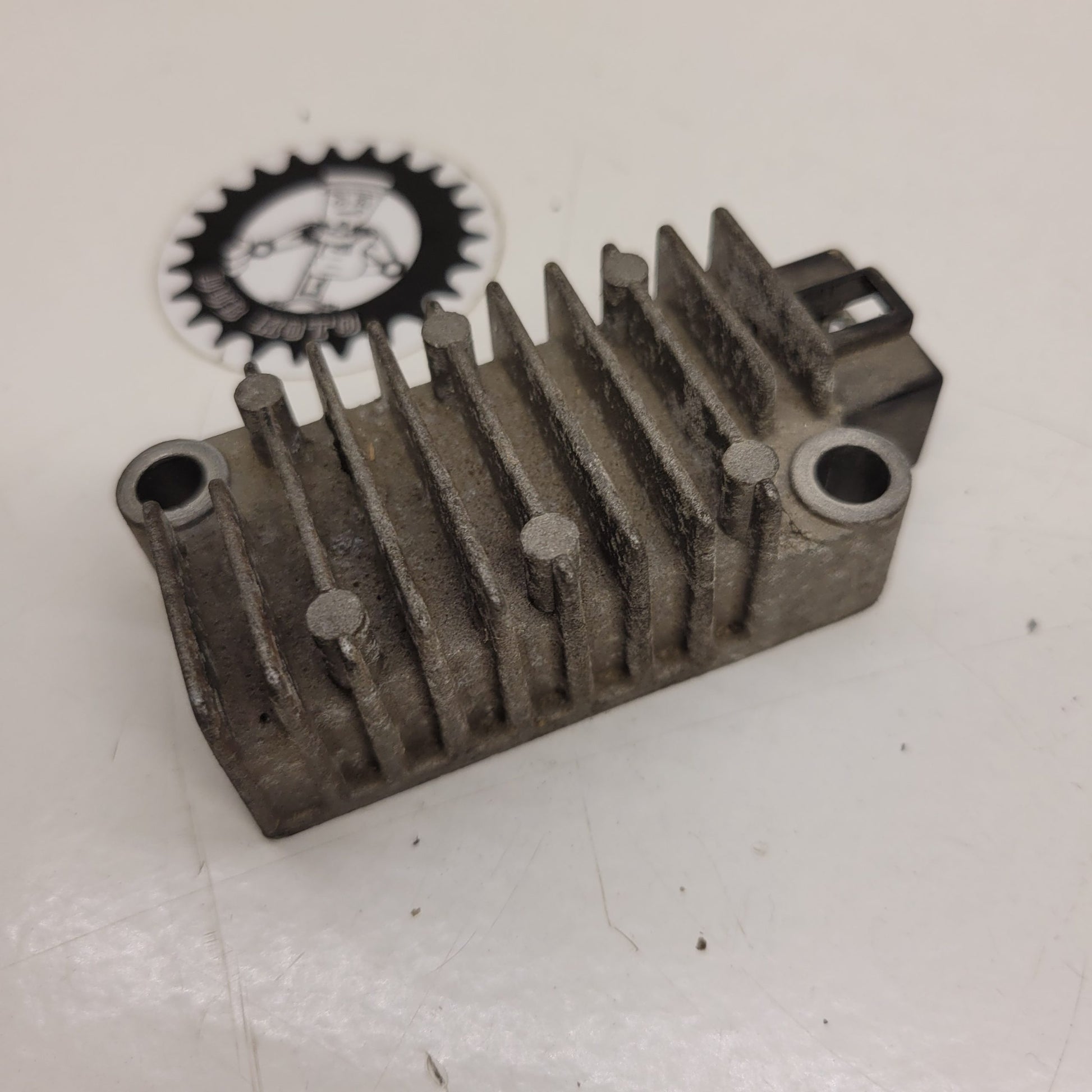 regulateur yamaha 125 tw 2000-2