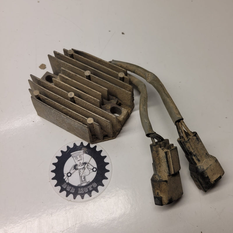 regulateur polaris 500 predator-1