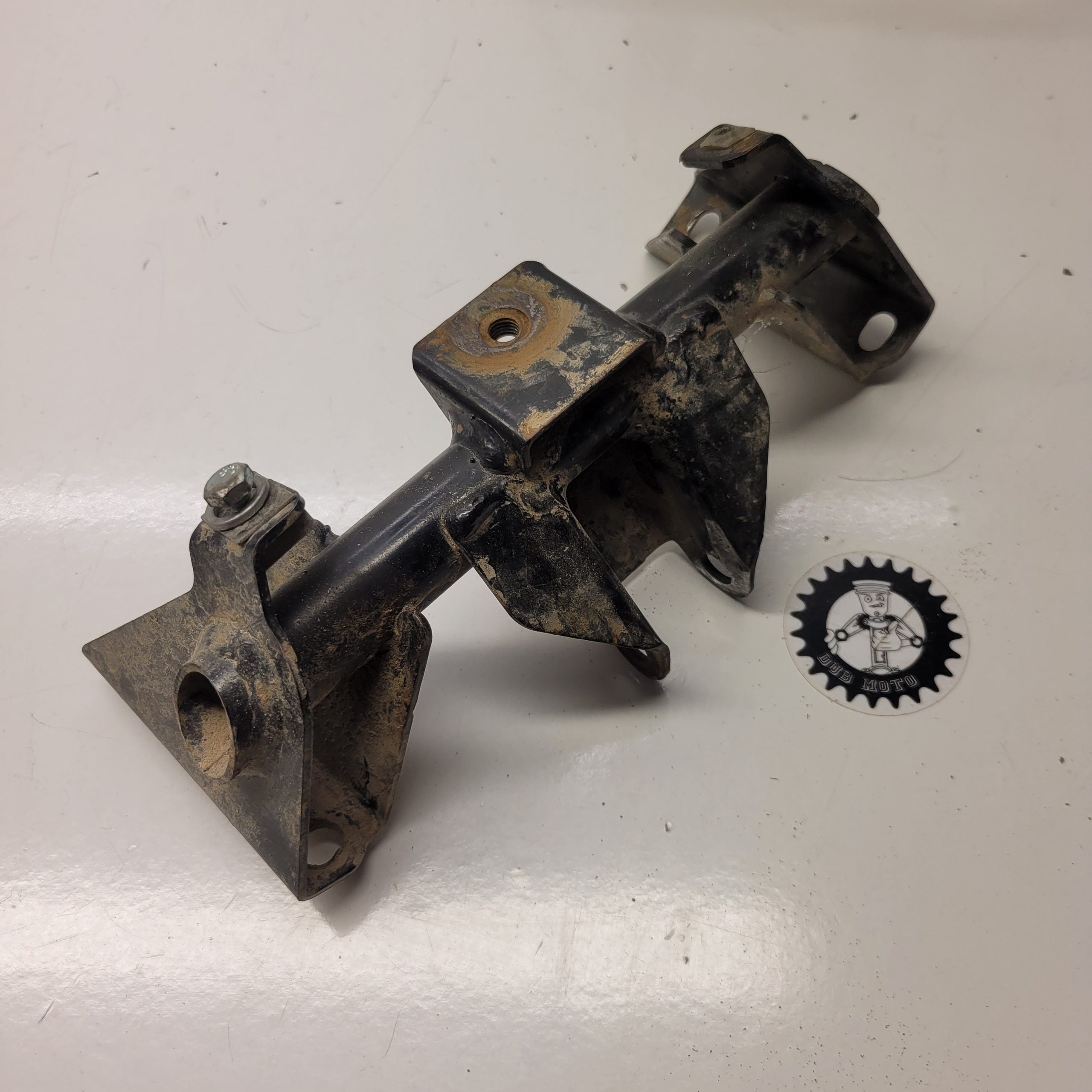support moteur polaris 500 predator