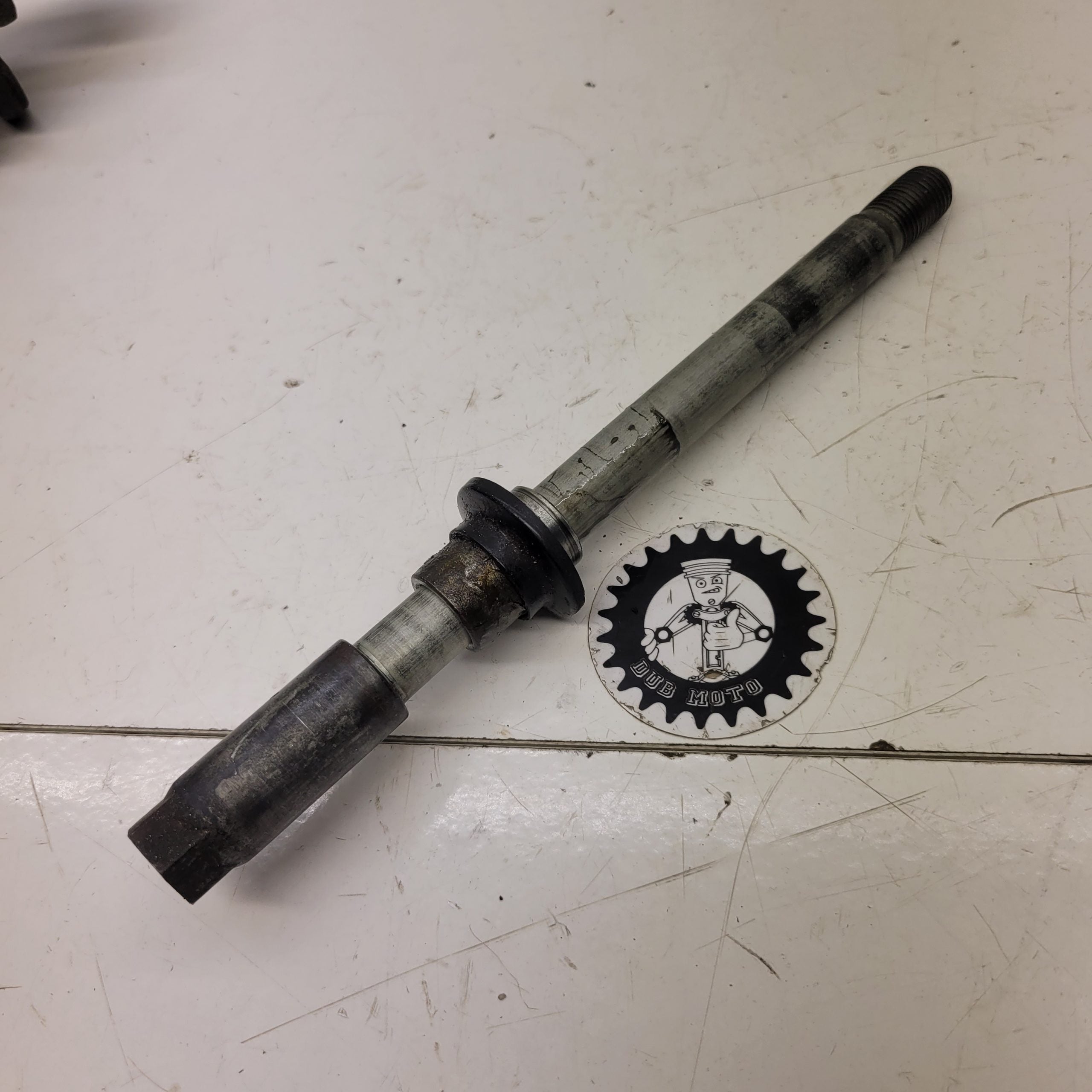 axe roue avant yamaha 600 xt 2002