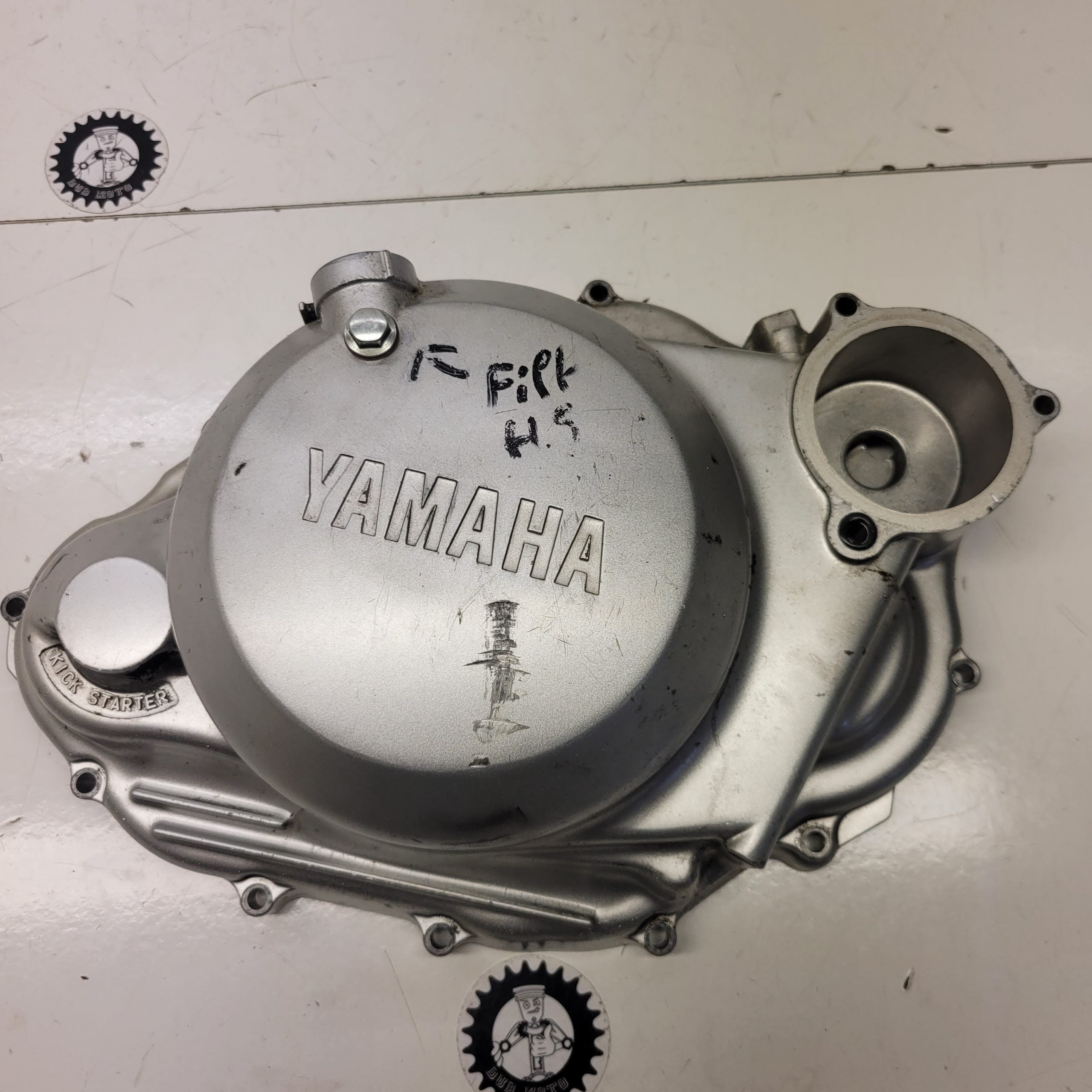 carter embrayage en l'état yamaha 600 xt 2002