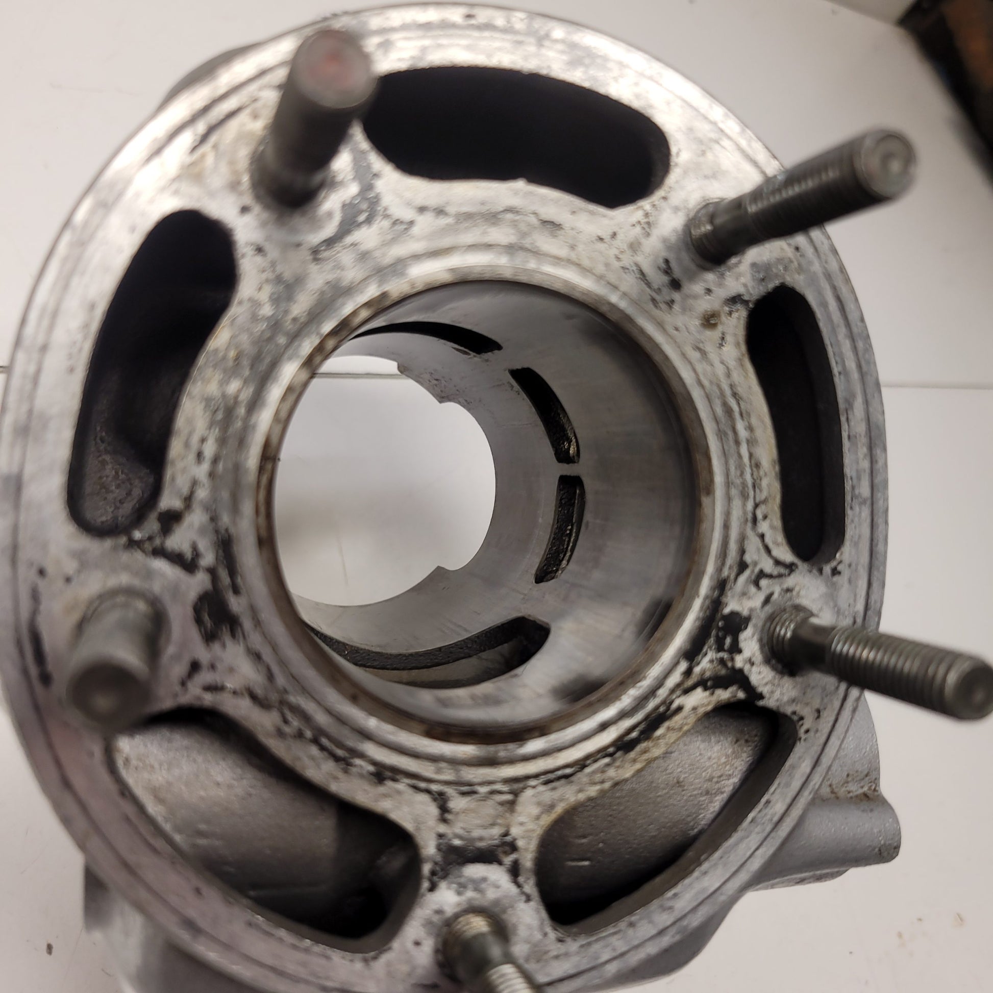 cylindre en l'état yamaha 125 dtr 3MB00-3