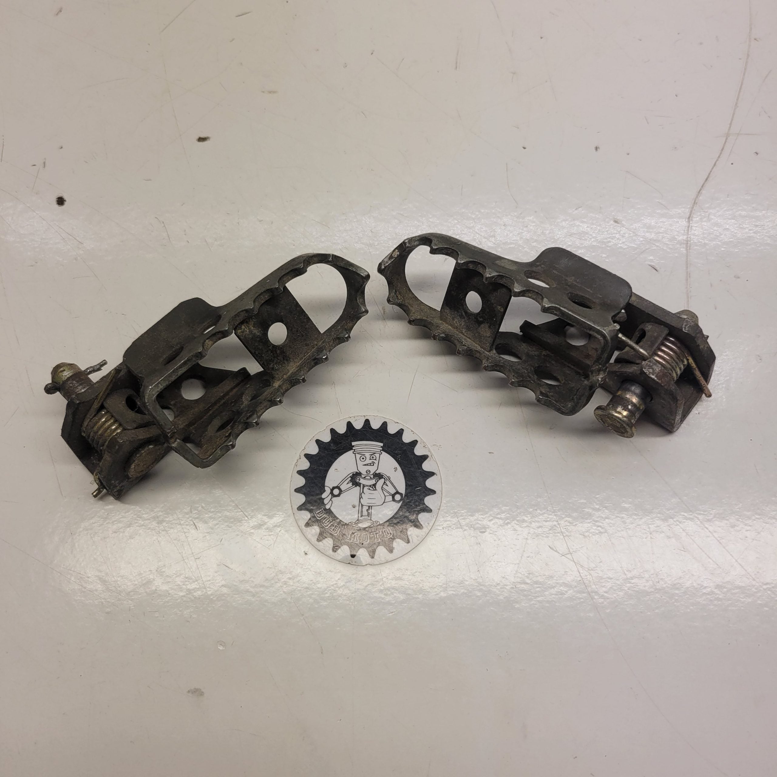 cales pieds yamaha 125 dtr