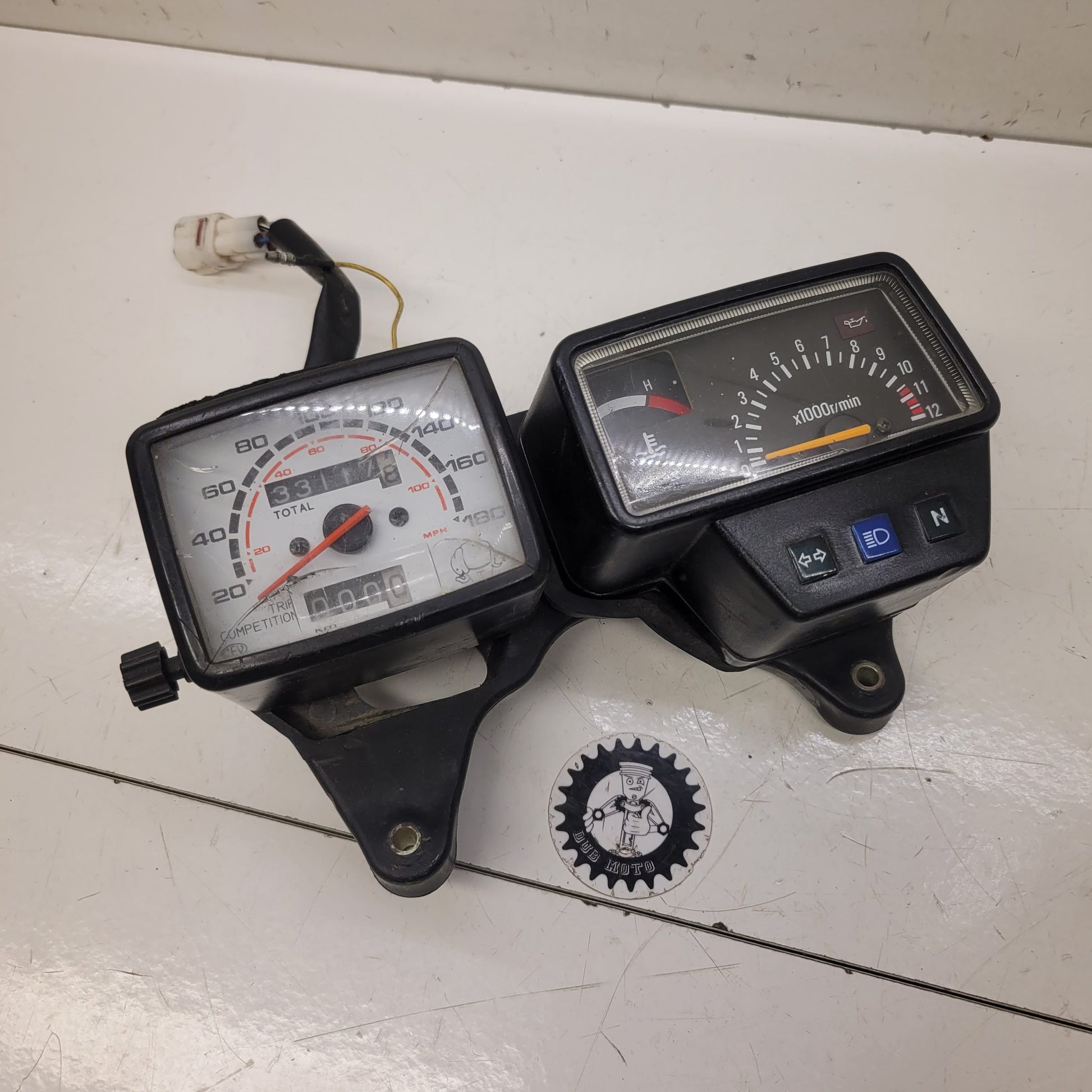 compteur yamaha 125 dtr en l'état-1