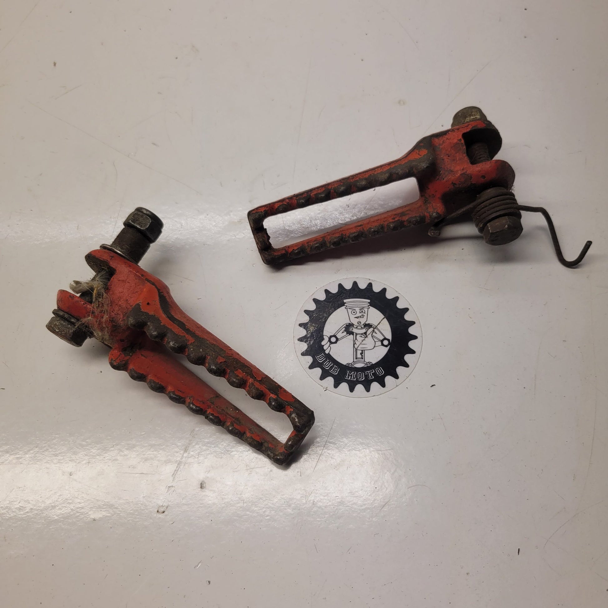 cale pieds ktm 125 gs 1986-1