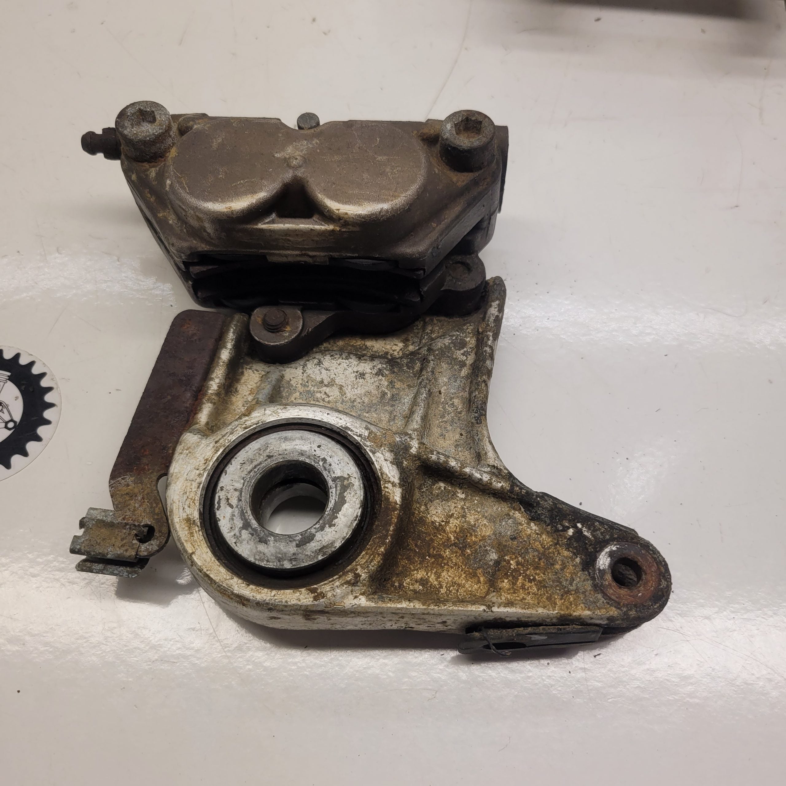 etrier arriere ktm 125 gs 1986