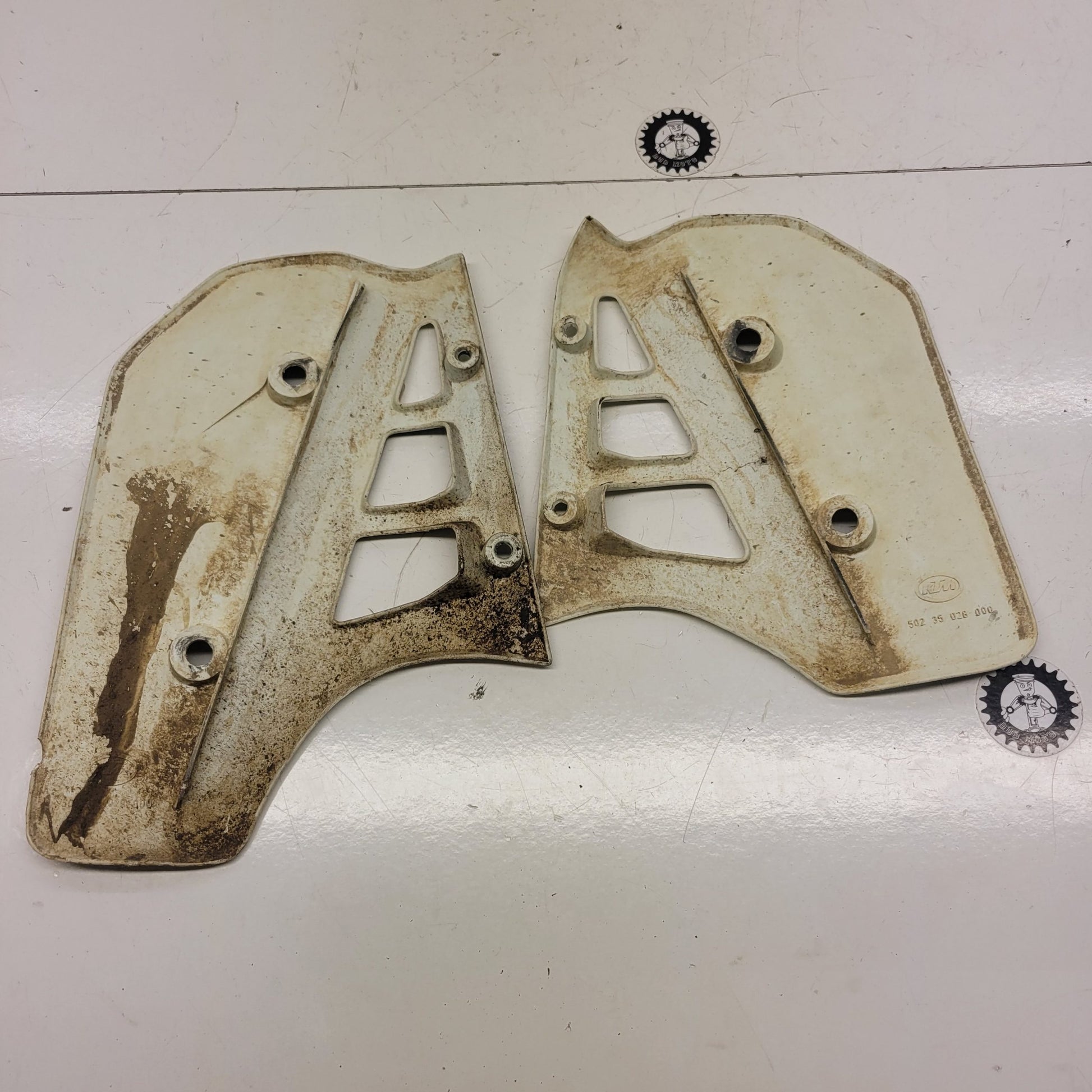 plastique ktm 125 gs 1986-3