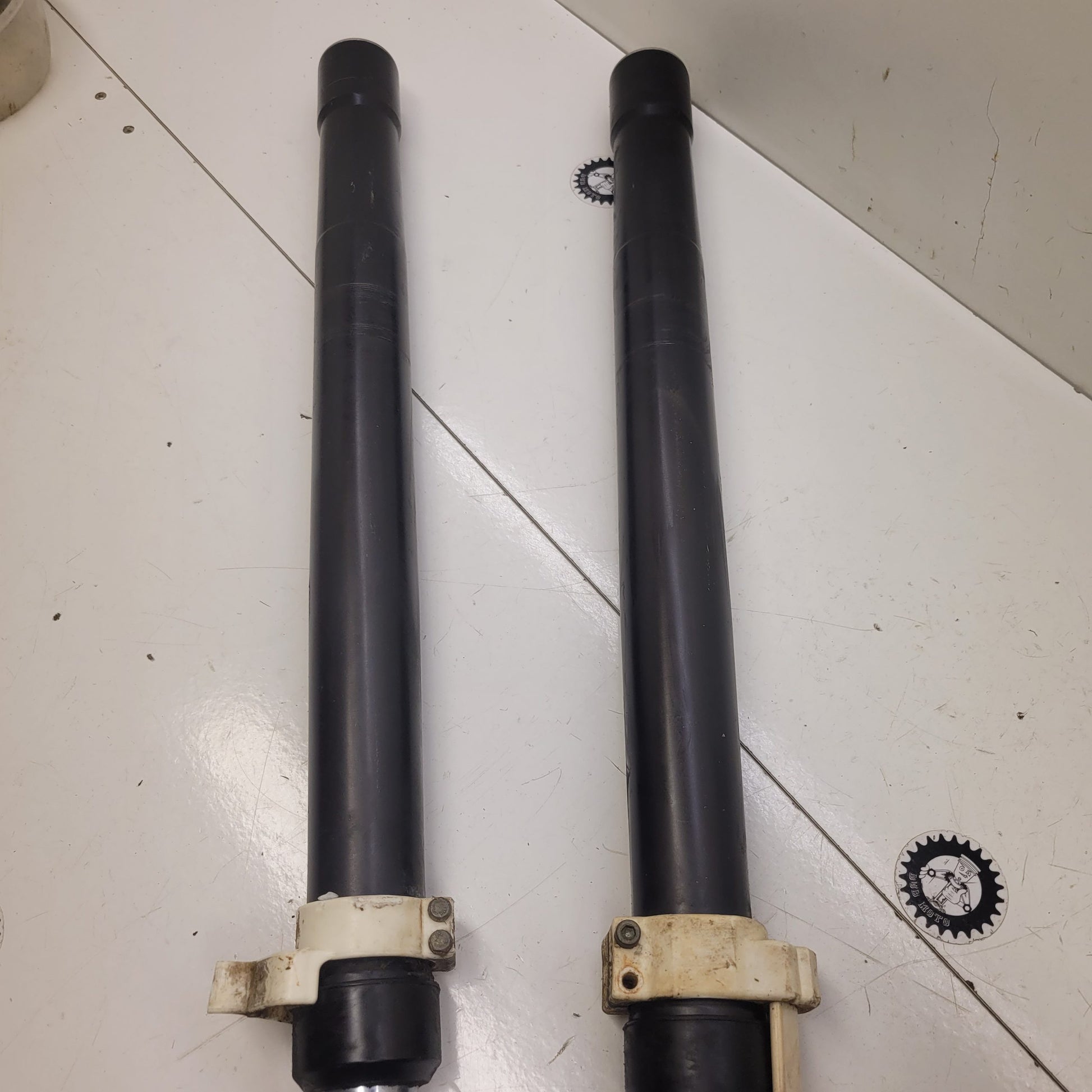 fourche ktm 125 gs 1986 en l'état-5