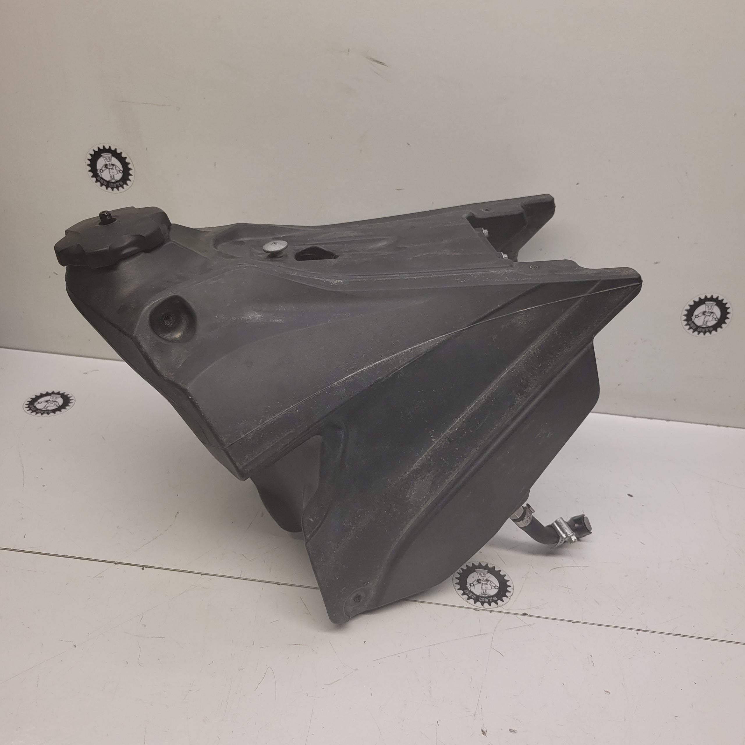 reservoir pompe a essence husqvarna 250 fc 2015 81307813000