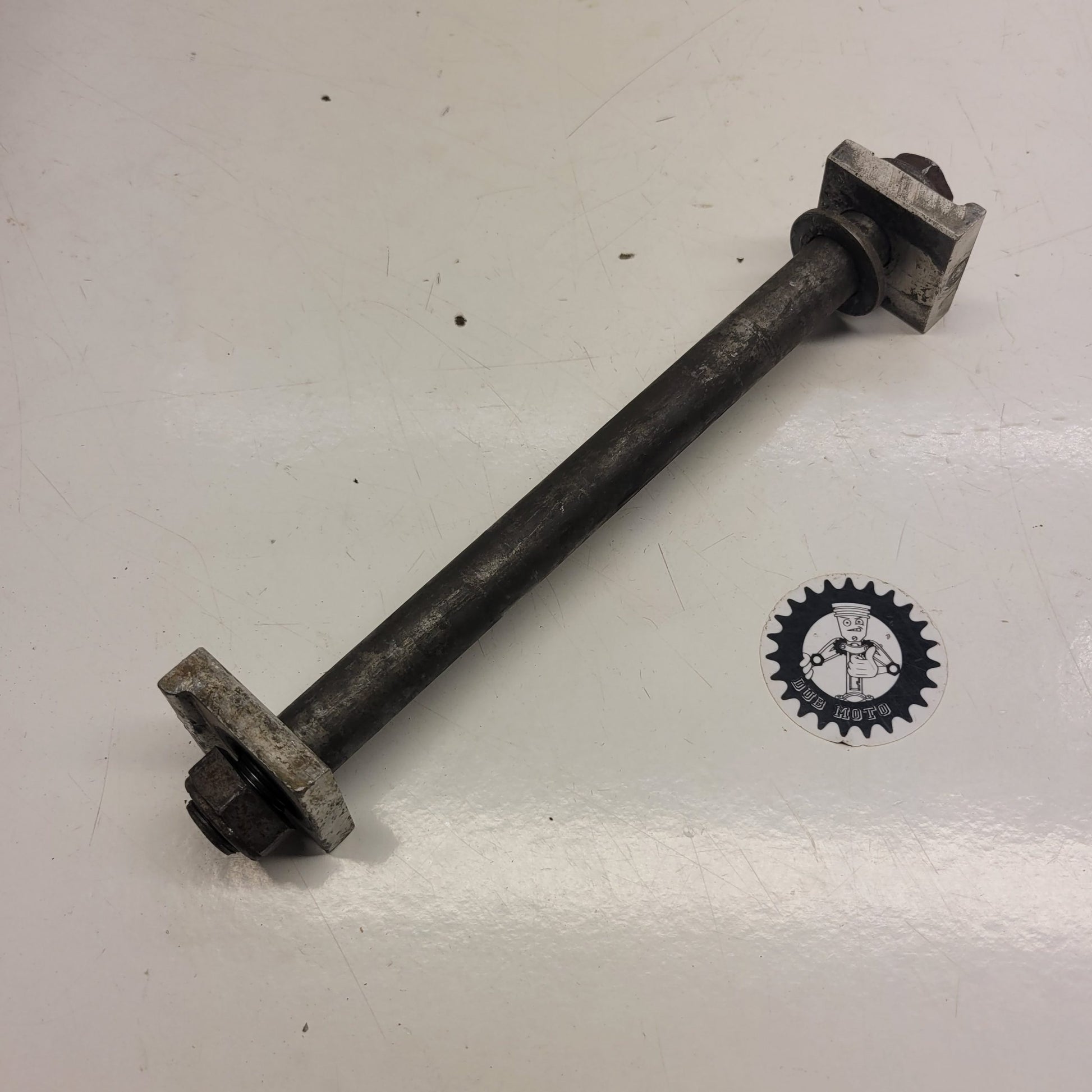 axe roue arriere yamaha 250 yz 1989-1