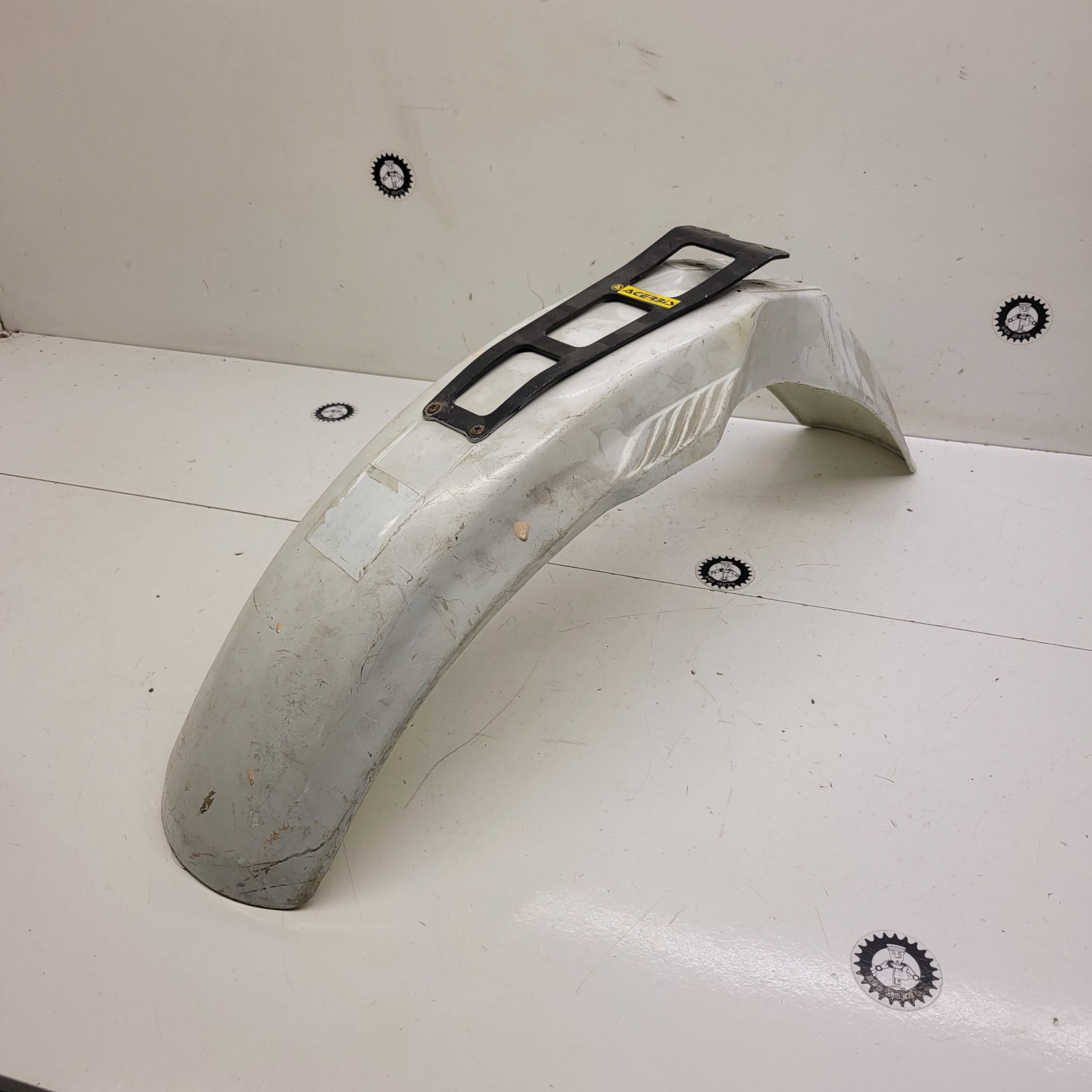 garde boue avant ktm 125 gs 1987