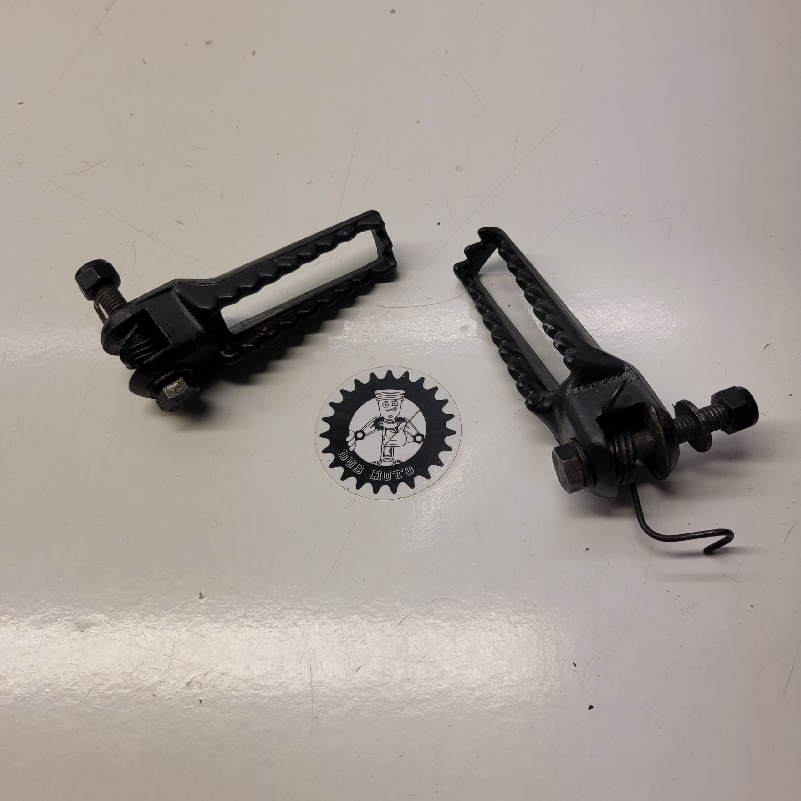 cales pieds ktm 125 gs 1987
