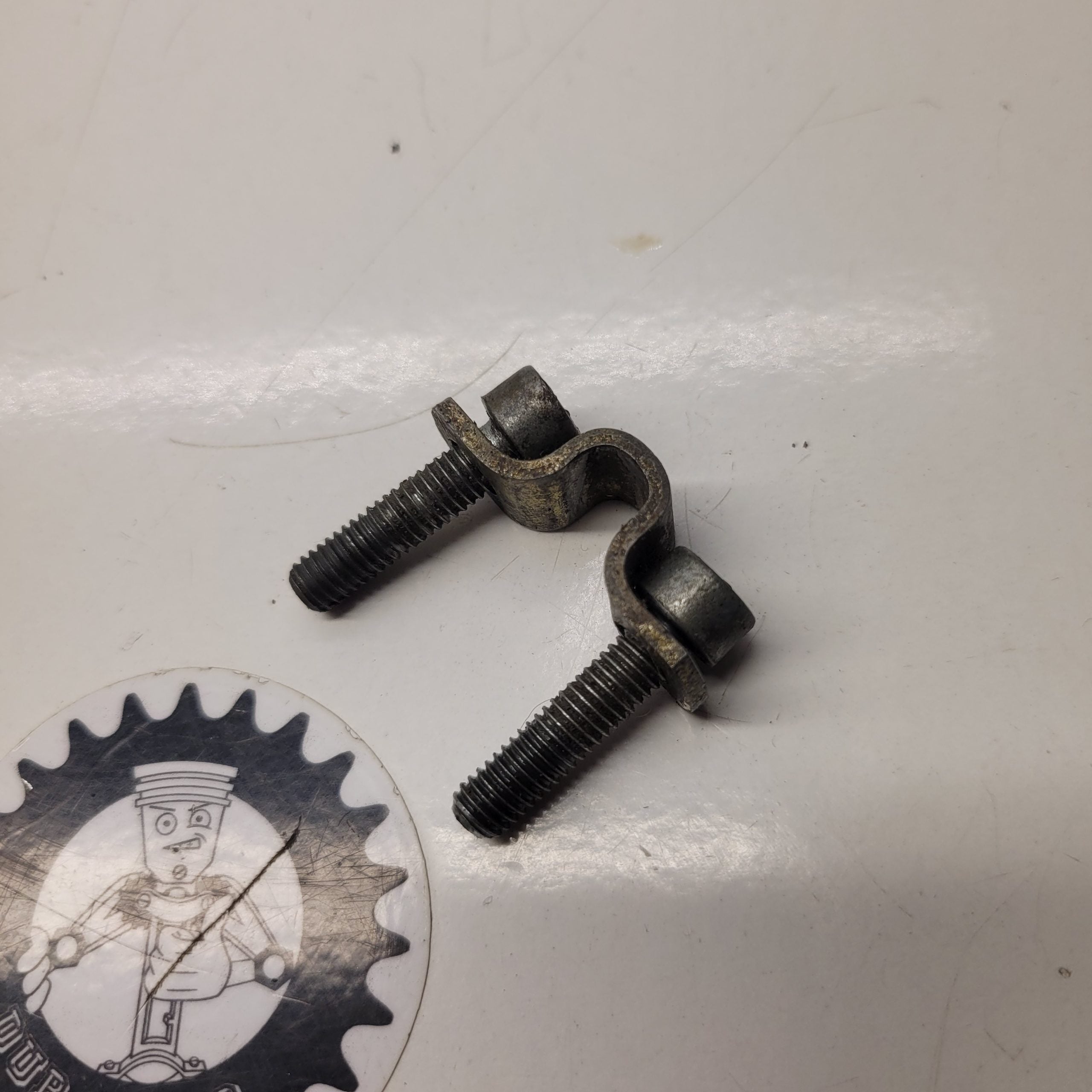 fixation durite ktm 125 gs 1987