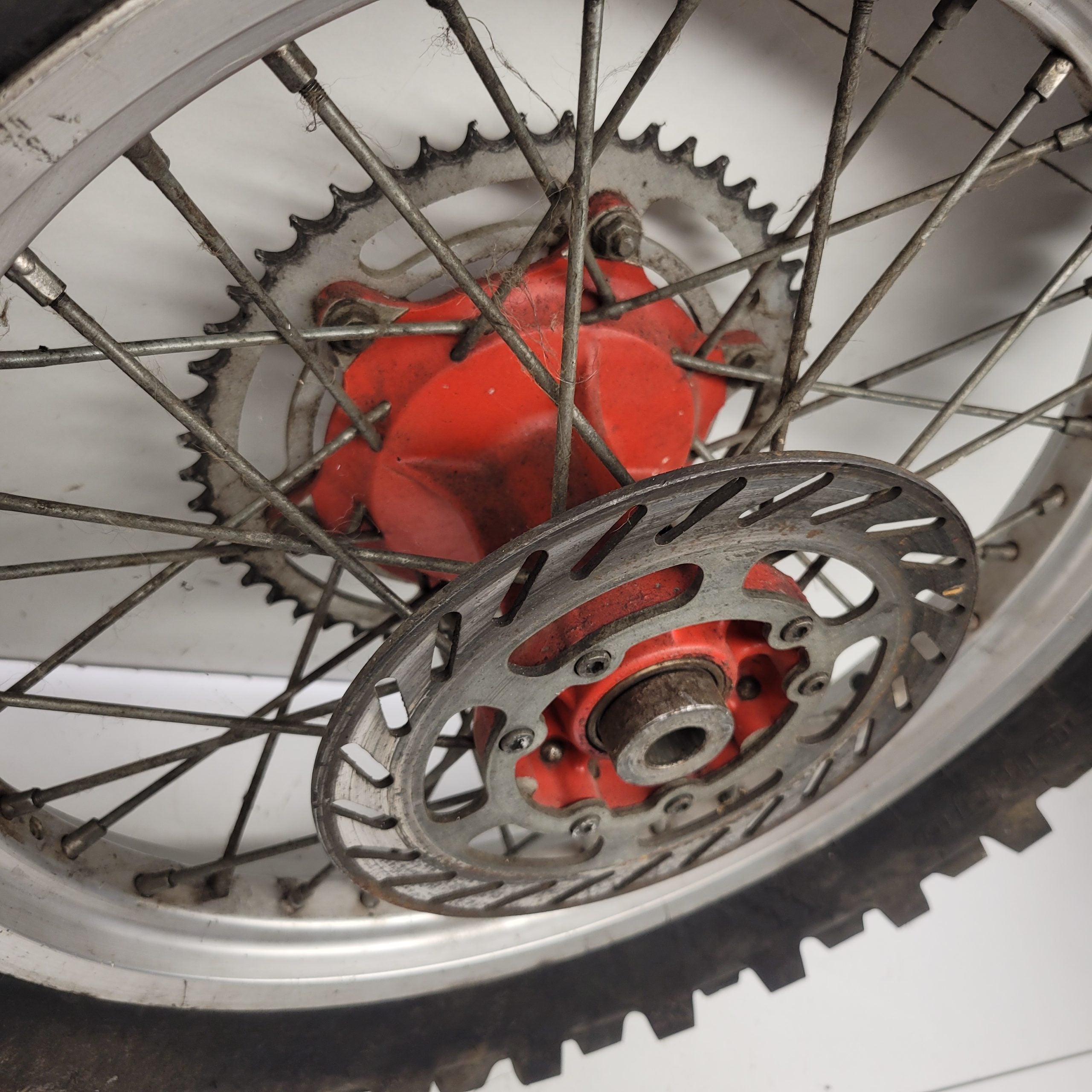 moyeux roue avant ktm 125 gs 1987