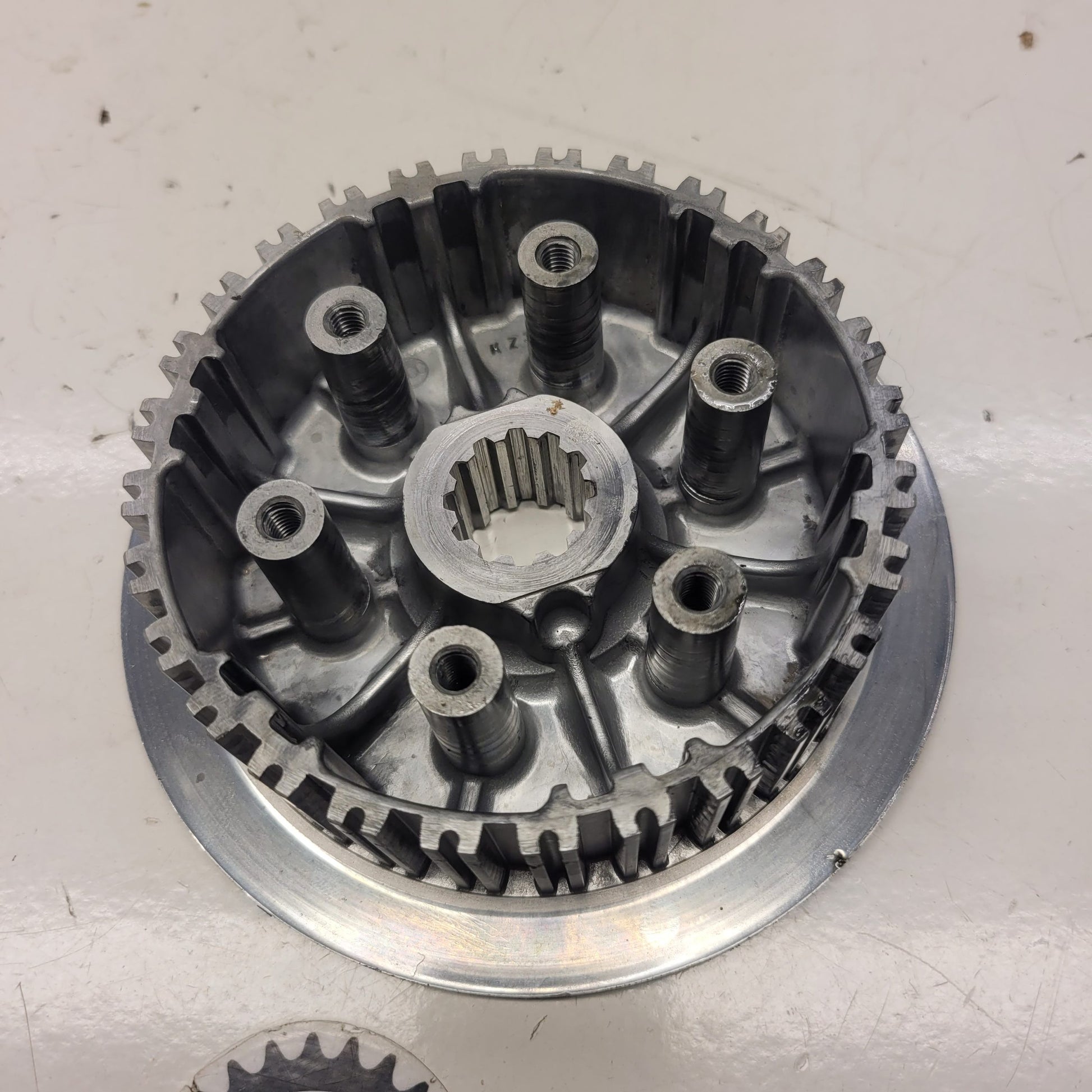 noix embrayage honda 250 cr-1