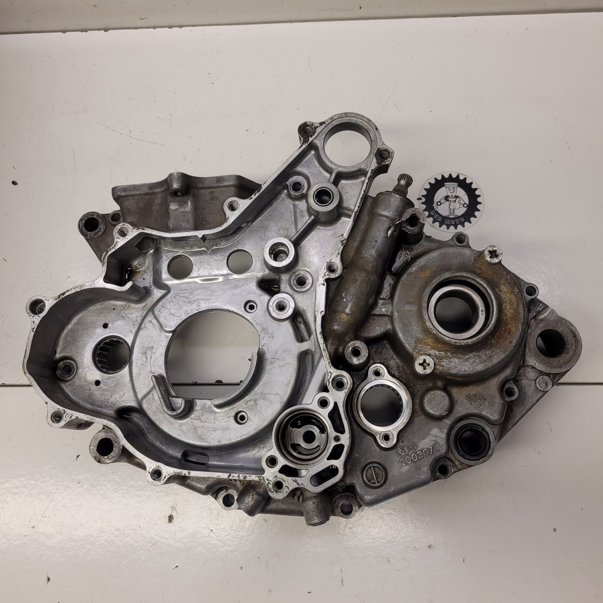 carter moteur gauche suzuki 450 ltr-1