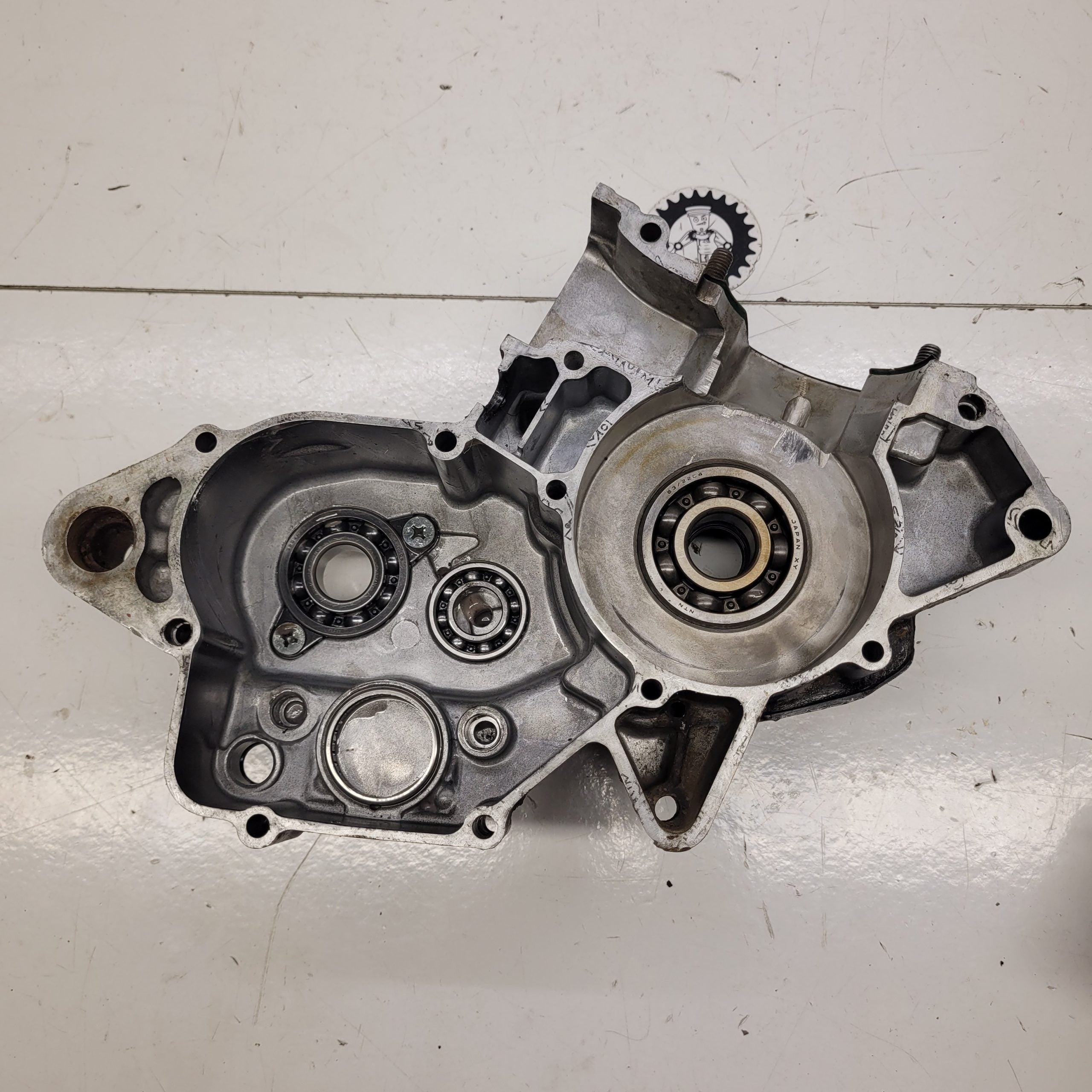 carters moteur en état honda 125 cr 1988-7